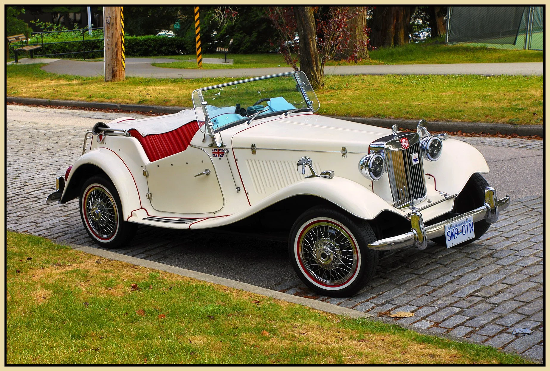 MG Roadster_Jun 15_2023_HDR_4H7741_peFullEdit_Hyprstrip_4x6s.jpg