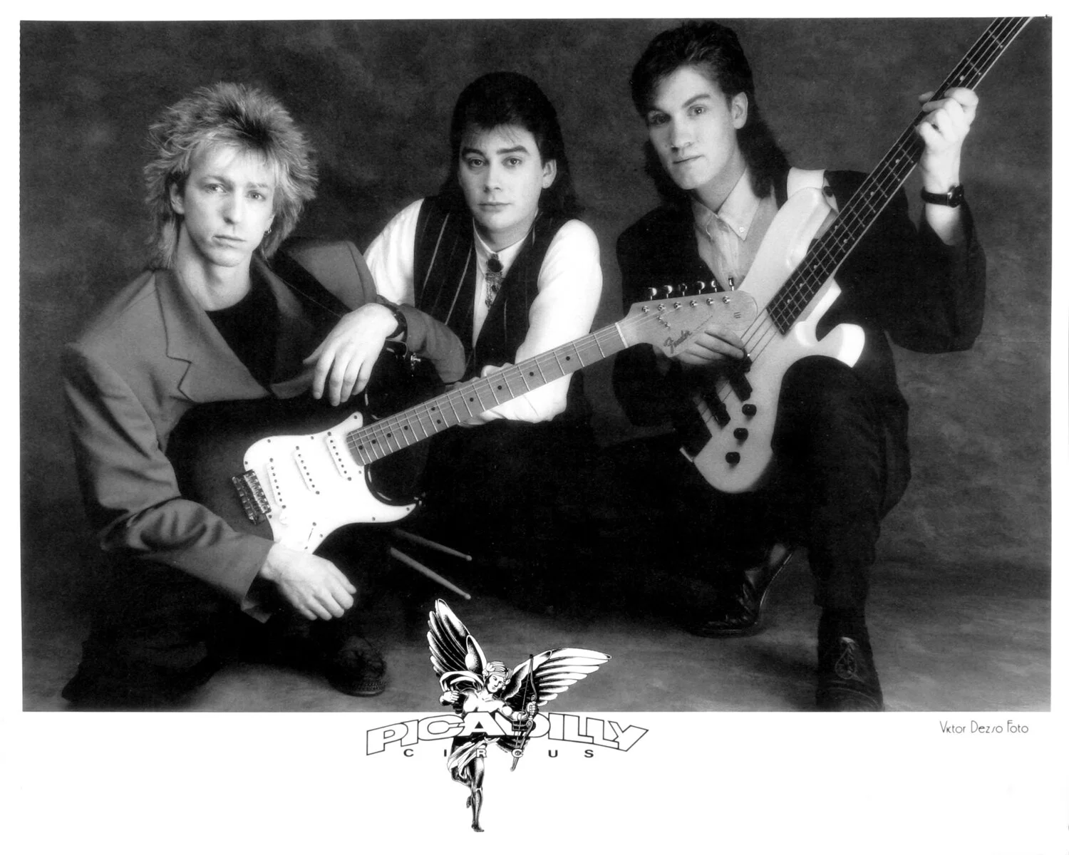 Picadilly Circus_5867_4x5.jpg