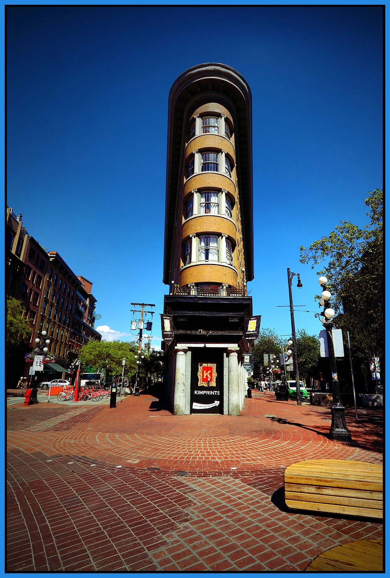Gastown Maple Tree Square Hotel Europe_Jul 2_2024_HDR_5E5887_pePopDrkn_4x6s.jpg