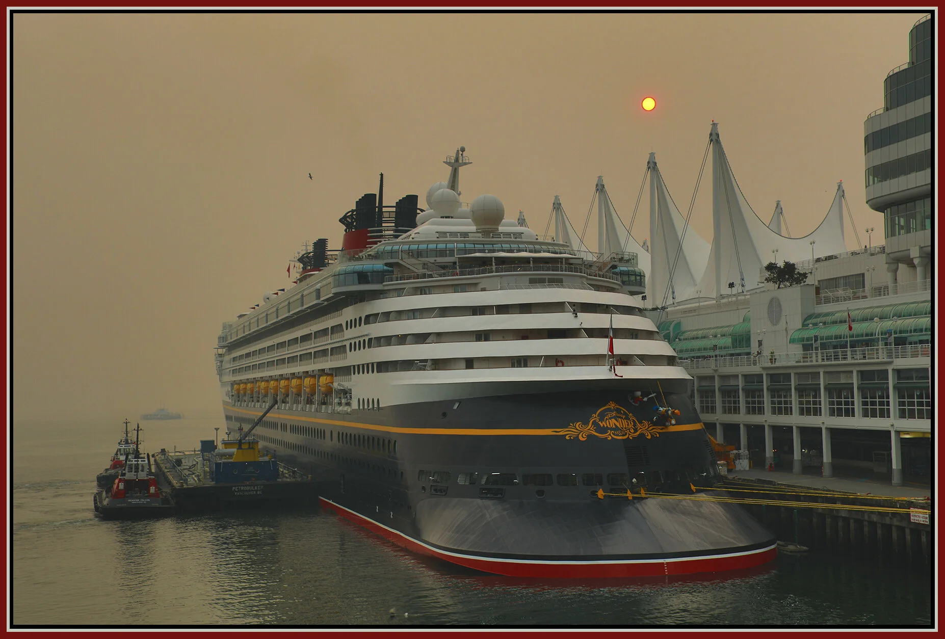 Canada Place Ship Sun_Aug 20_2018_HDR_D4122_4x6s.jpg