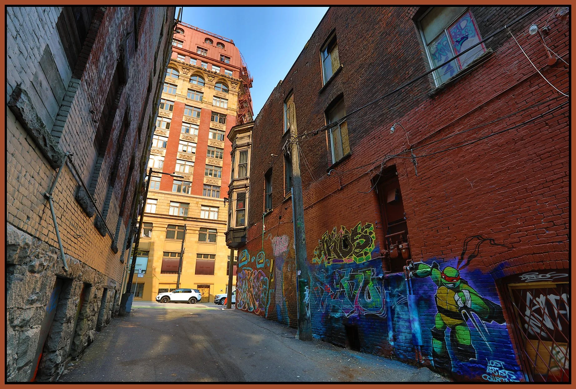 Gastown Alley Graffiti_Aug 24_2023_HDR_5C4954_4x6s.jpg