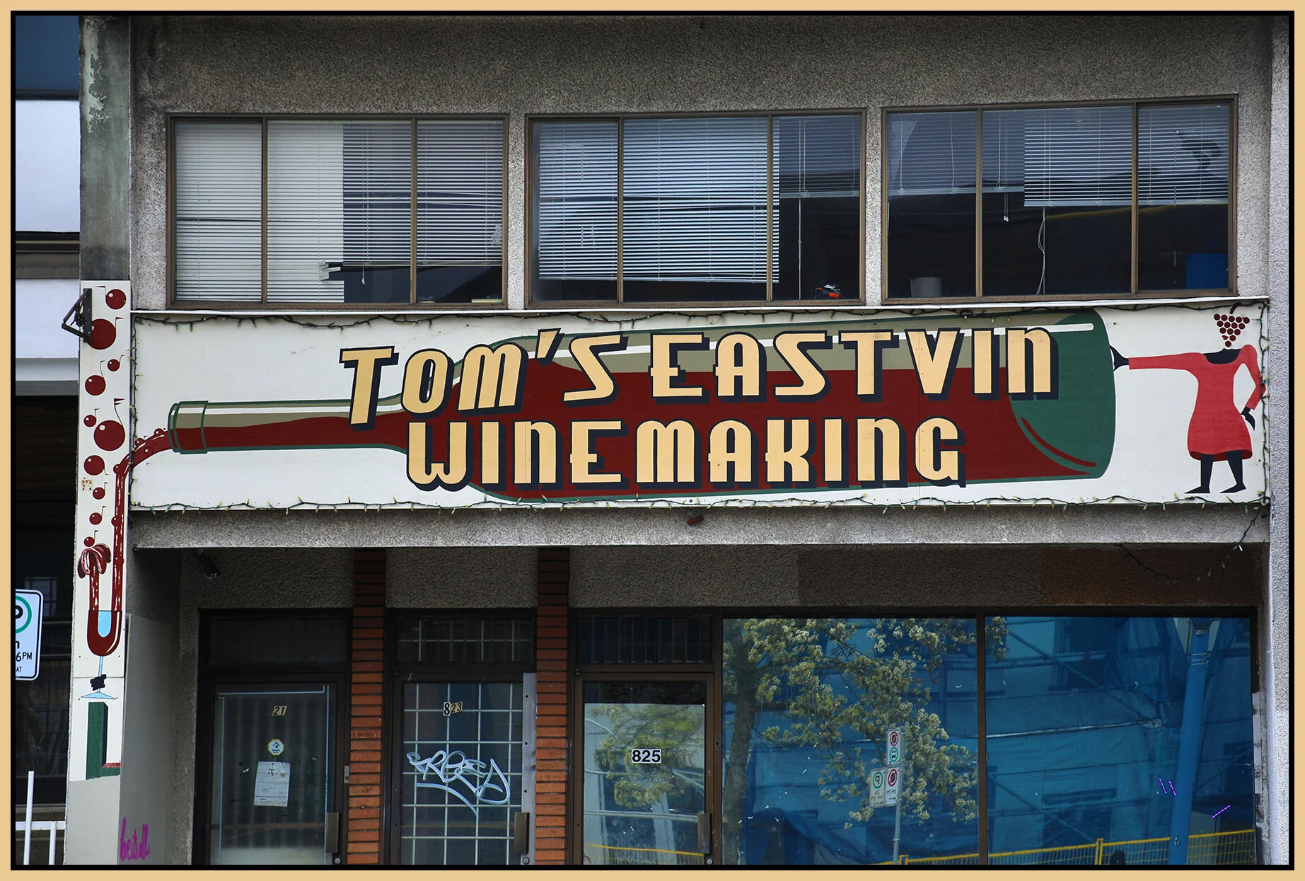 825 E Hastings Sign_Apr 2_2021_HDR_4G6598_4x6s.jpg