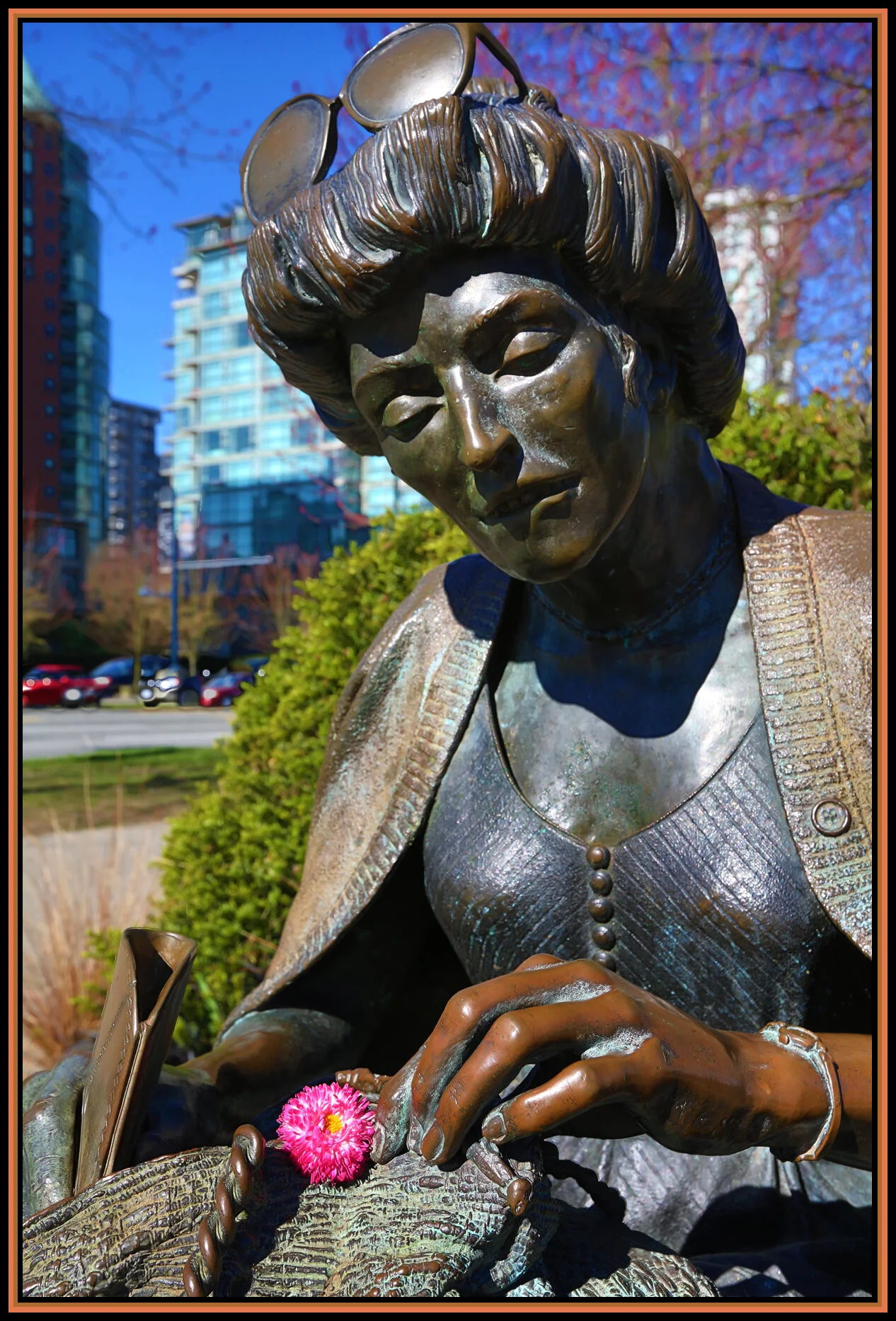 Denman Statue_Mar 31_2013_HDR_A2557_4x6s.jpg