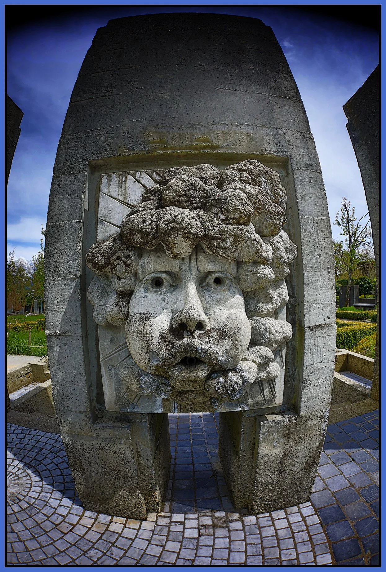 Italian Gardens Faces_May 11_2022_HDR_4G9337_peShrpfctBr_4x6s.jpg