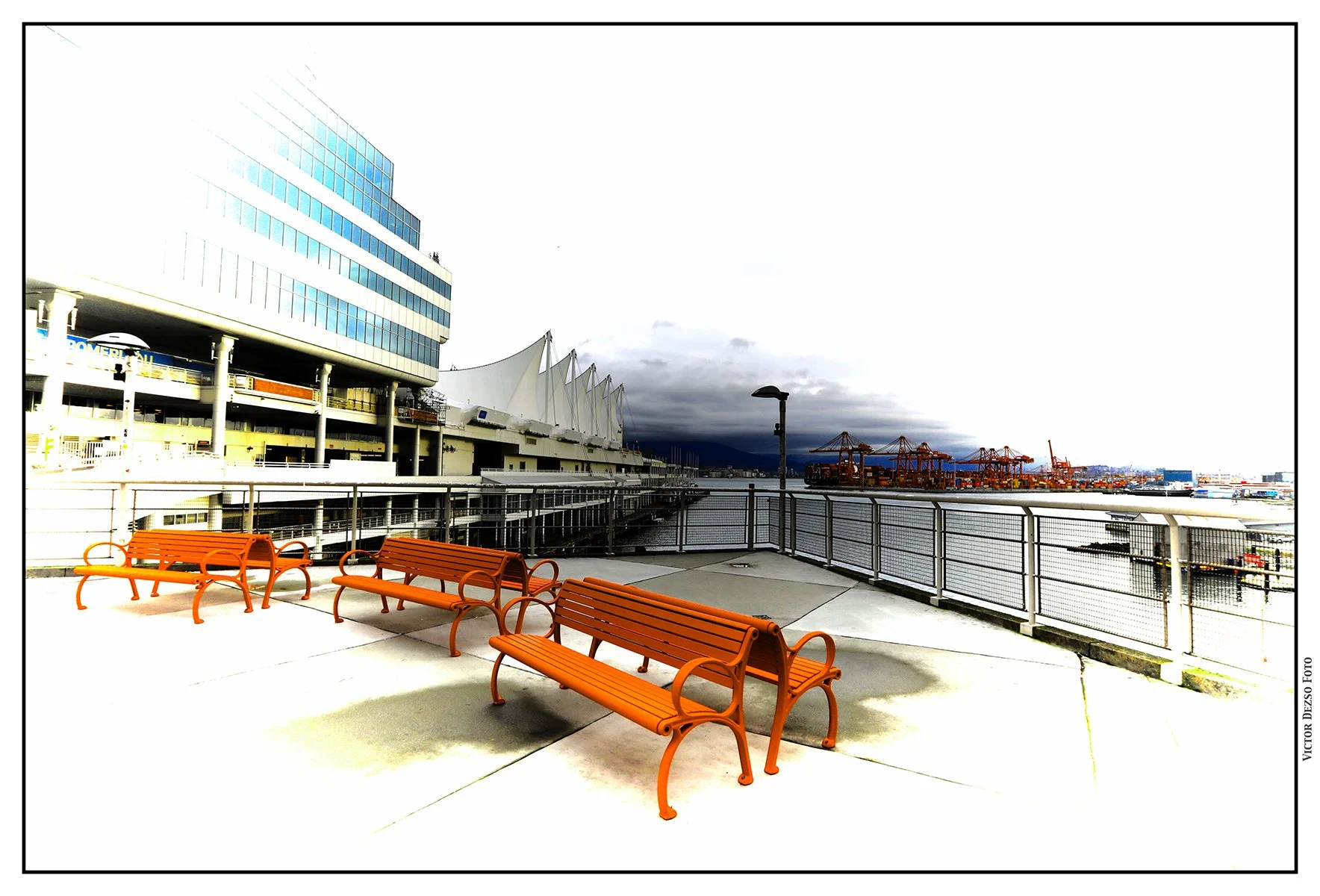 Canada Place Benches_Nov 23_2024_HDR_5E5548_peWhiteVign001_4x6s.jpg