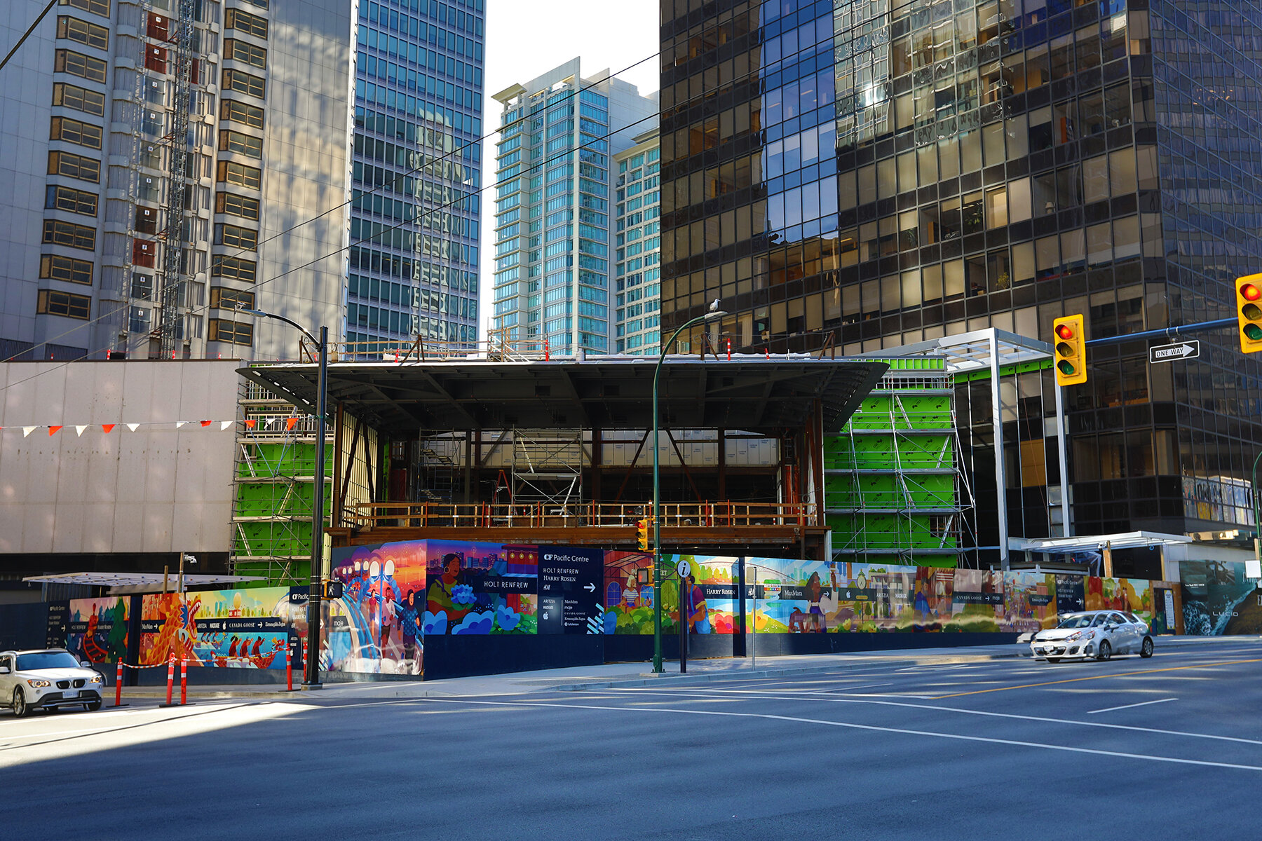 Pacific Centre Const_May 29_2021_HDR_5A5943_4x6.jpg