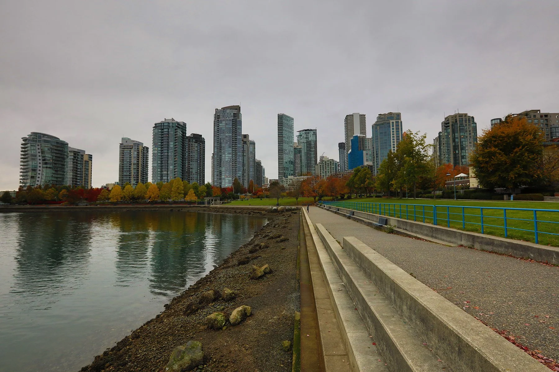 Concord Pacific LkgN Lo Tide_Oct 28_2020_HDR_4G0384_4x6.jpg