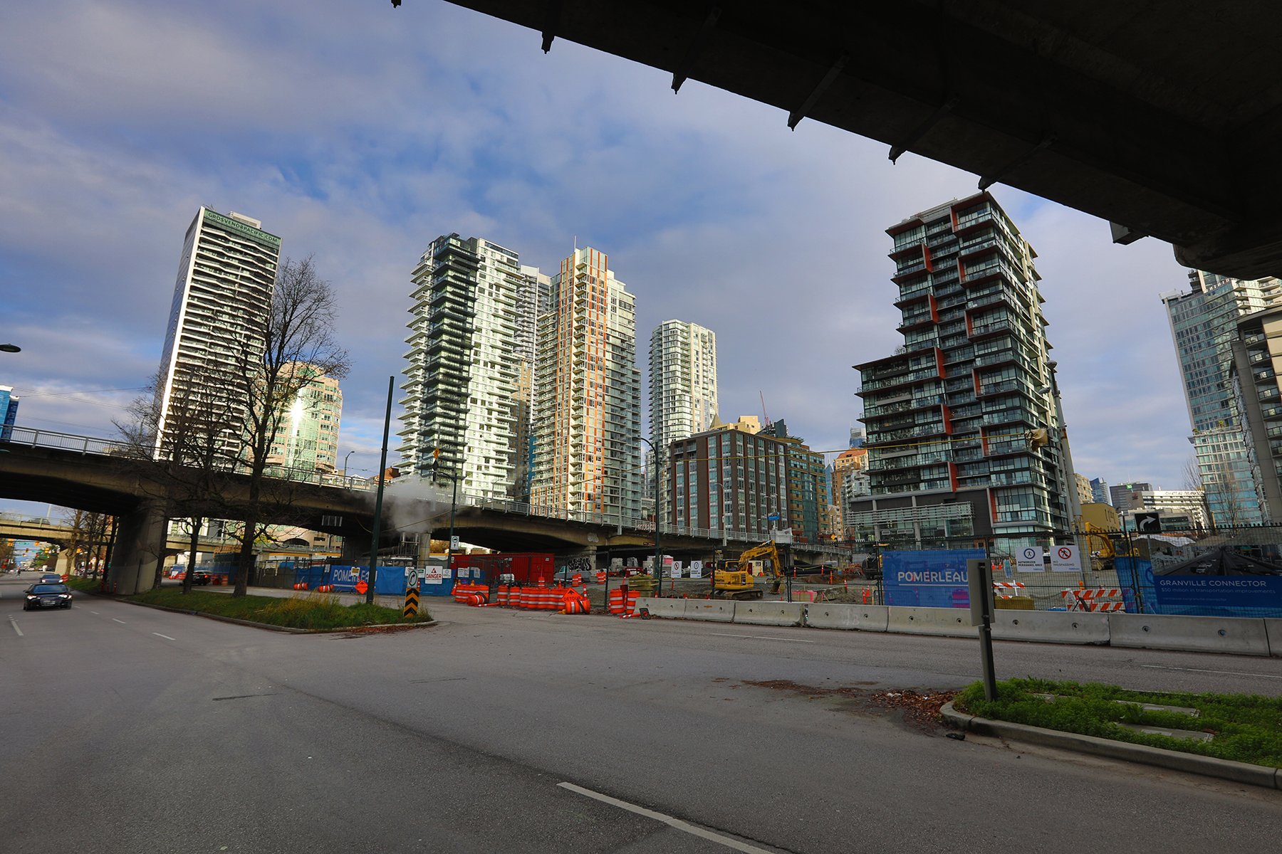 700 Pacific Blvd Const_Dec 17_2023_HDR_5E2636_4x6.jpg