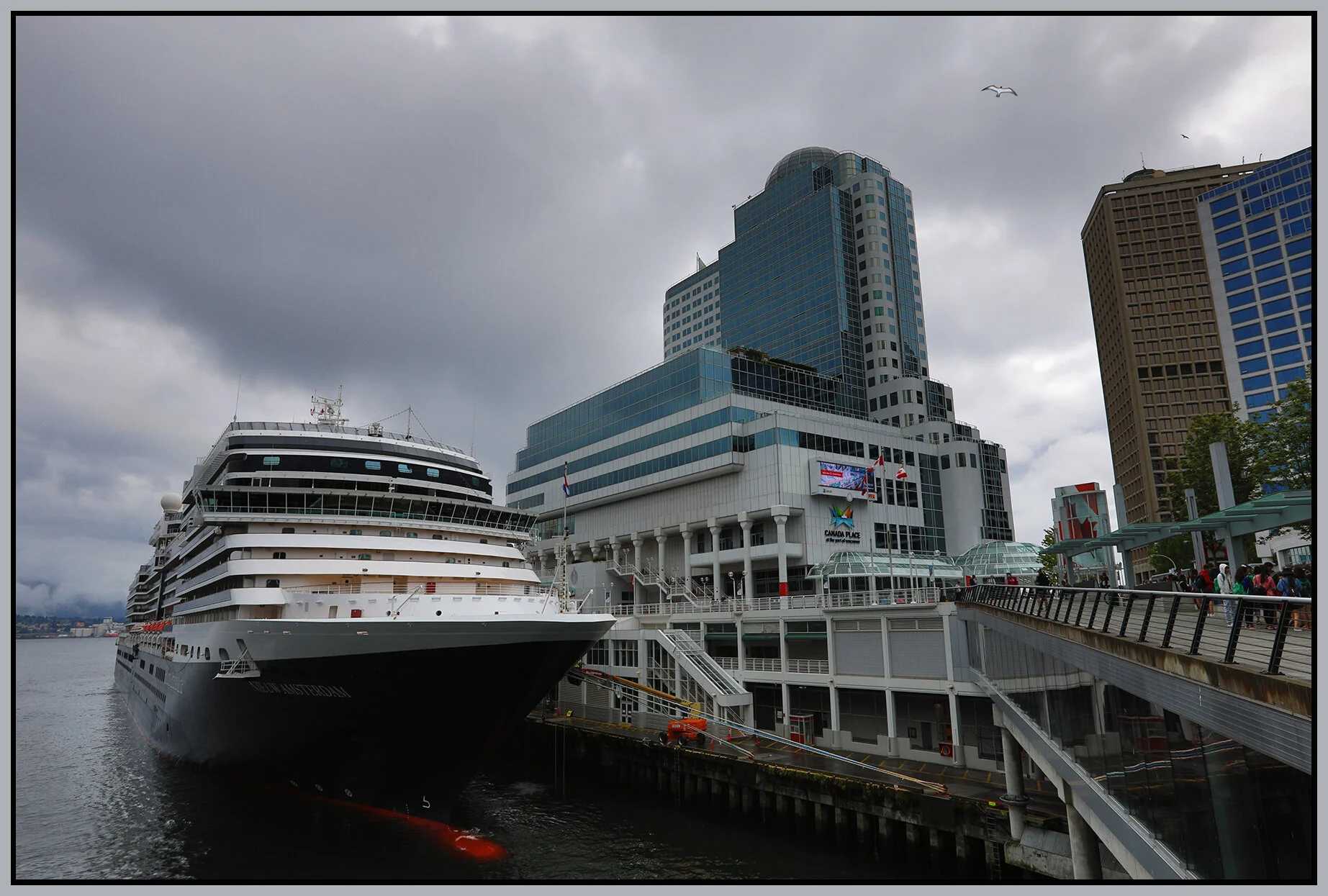 Canada Place Ship_July 7_2018_HDR_C0619_4x6s.jpg