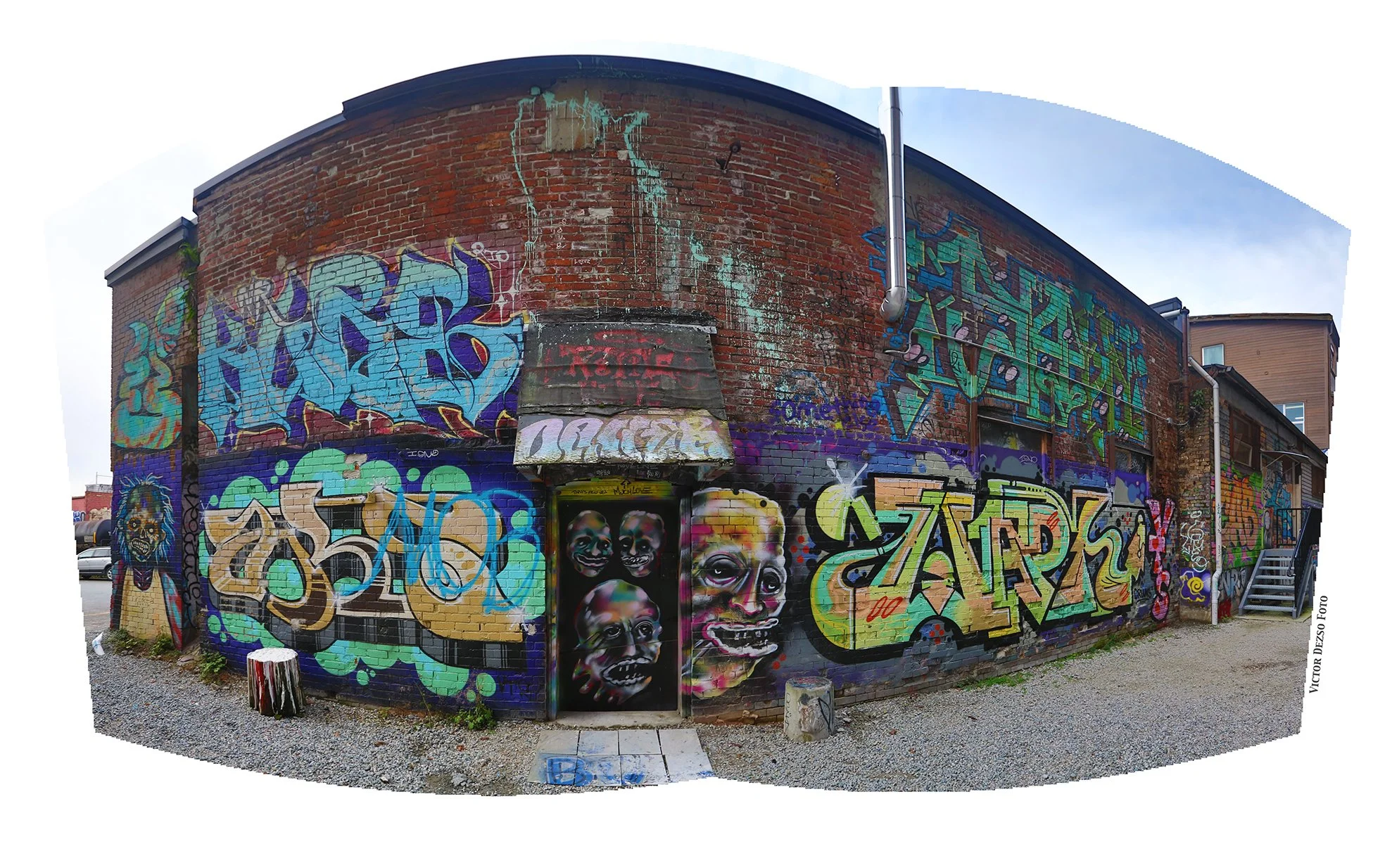 1000 Parker Graffiti_Dec 12_2024_HDR_Pan_3B9557_4x7.jpg
