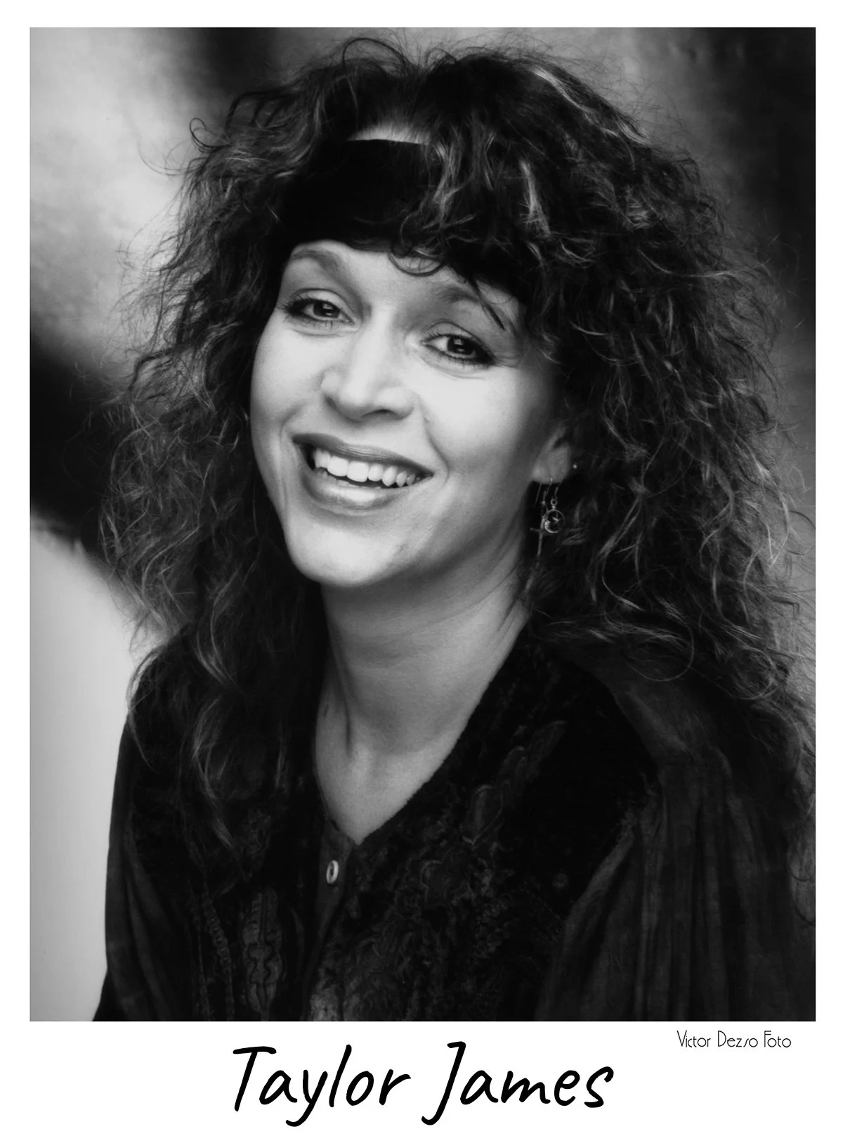 Taylor James_7296_4x5.jpg
