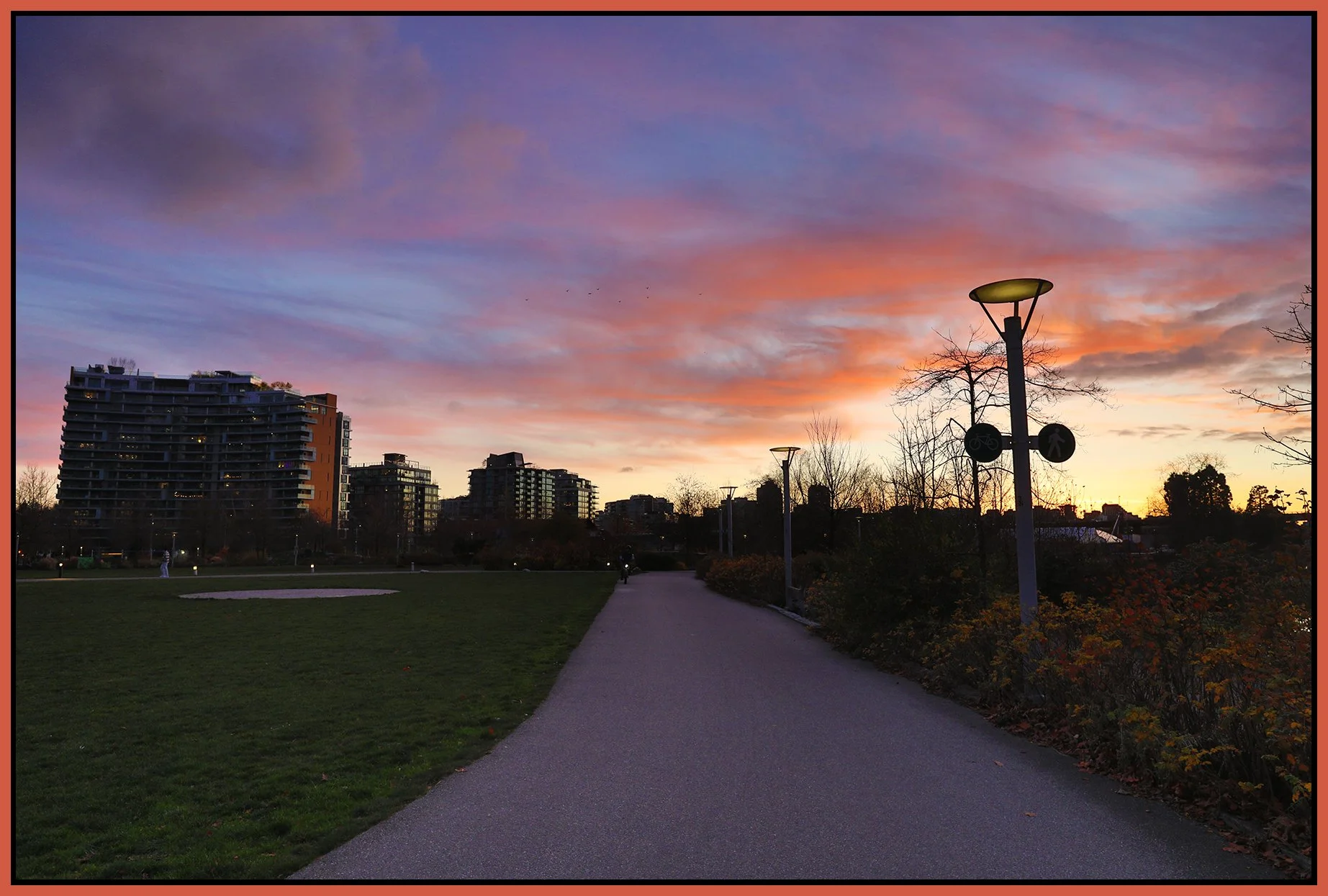 Island Park Walk LkSW_Nov 27_2024_HDR_5E5800_4x6s.jpg