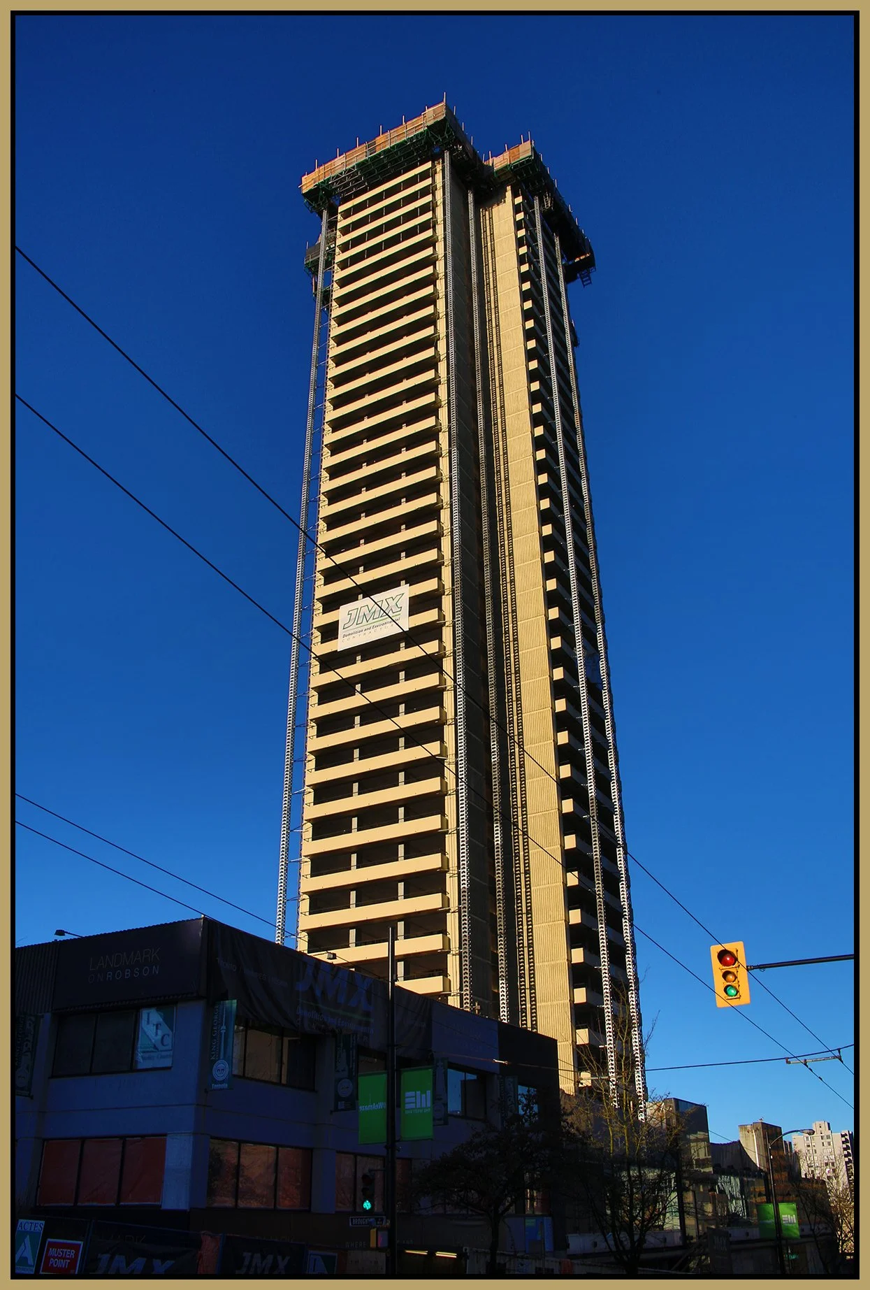 Robson Landmark Demolition_Dec 30_2018_HDR_A1347_4x6s.jpg