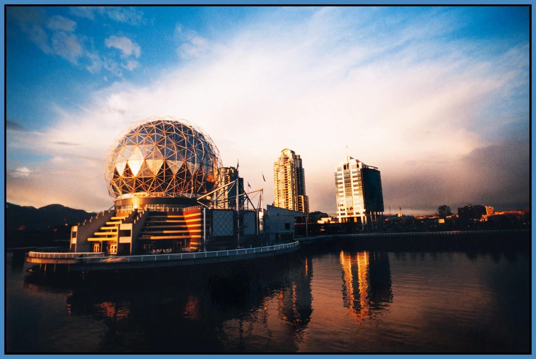 4 View False Ck Lkg N_2079_4x6s.jpg