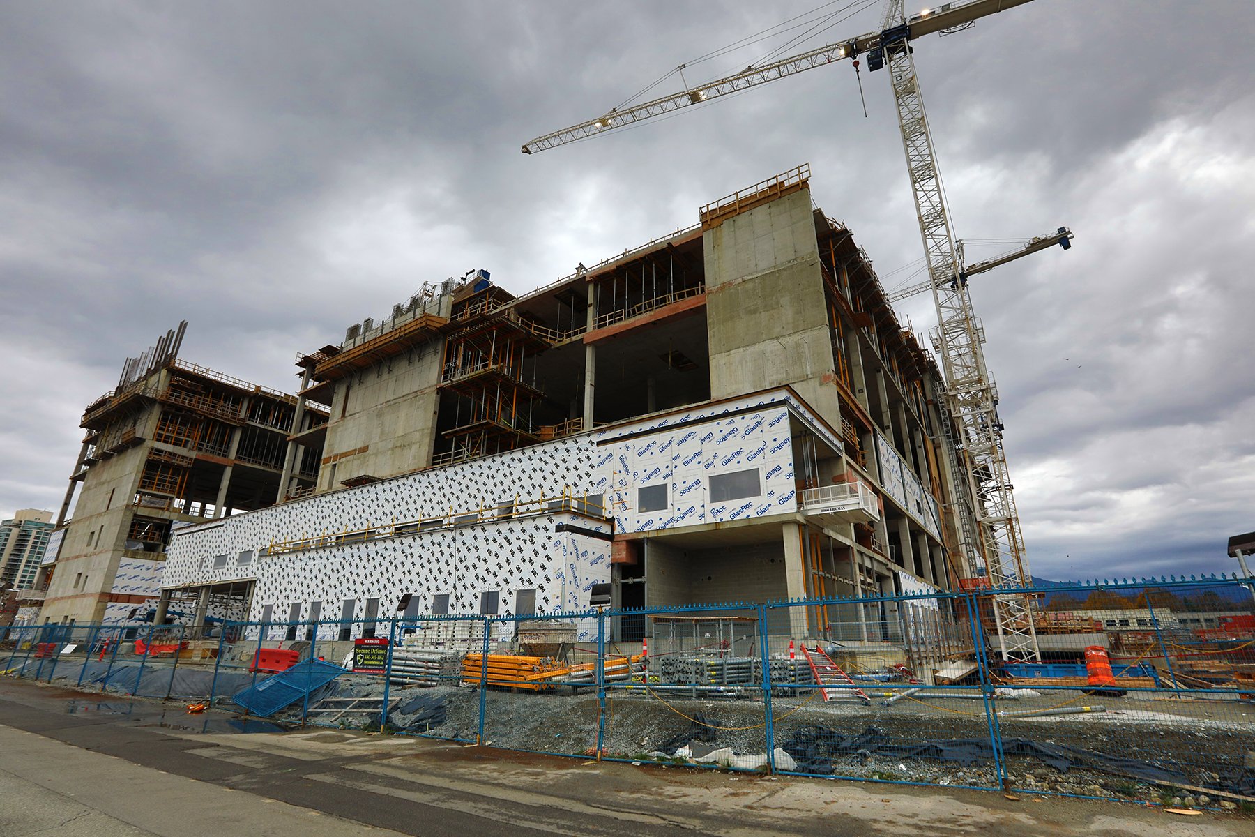New St.Paul's Hospital Const_Nov 12_2023_HDR_5C9608_4x6.jpg