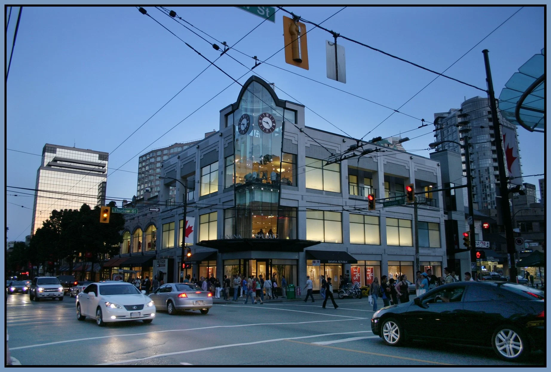 Robson & Thurlow_8023_4x6s.jpg