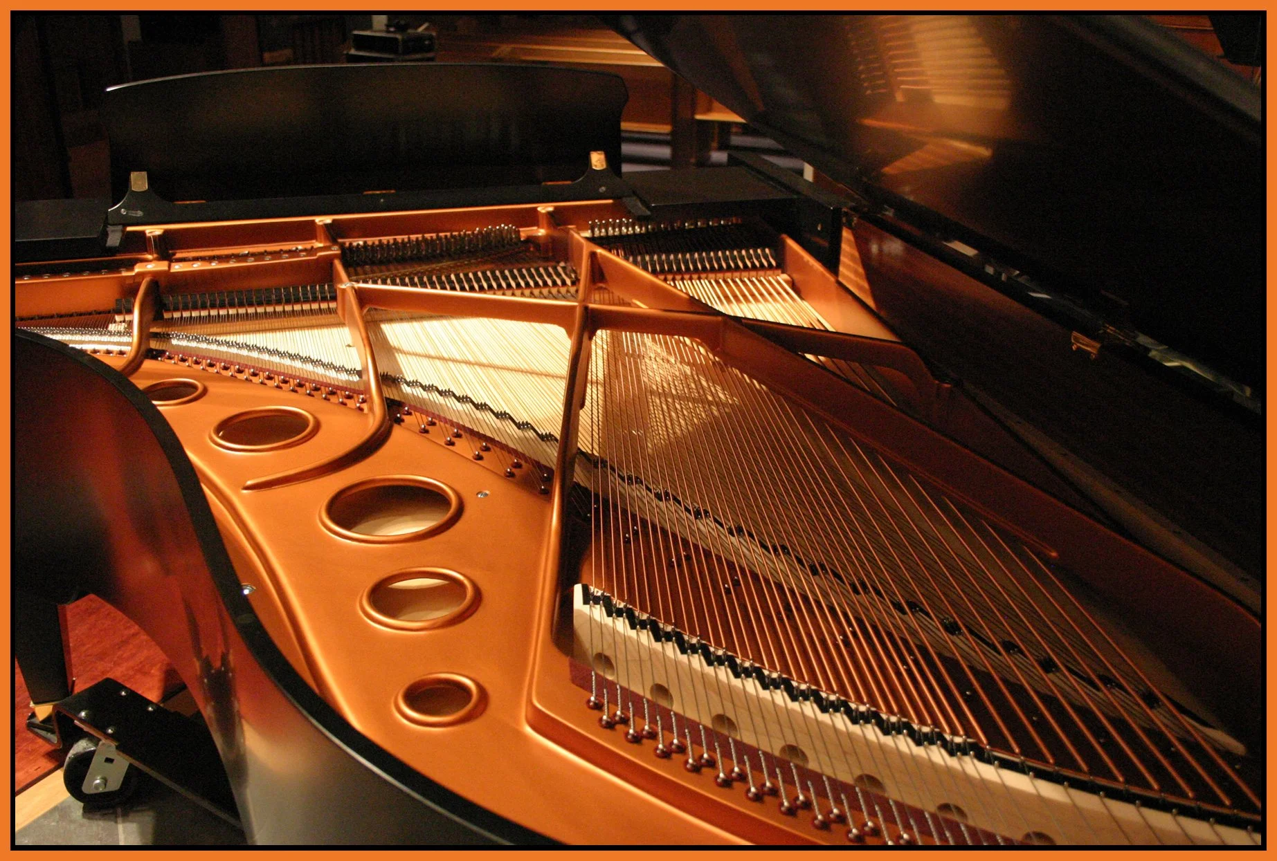 Dosendorfer Piano_9133_4x6s.jpg