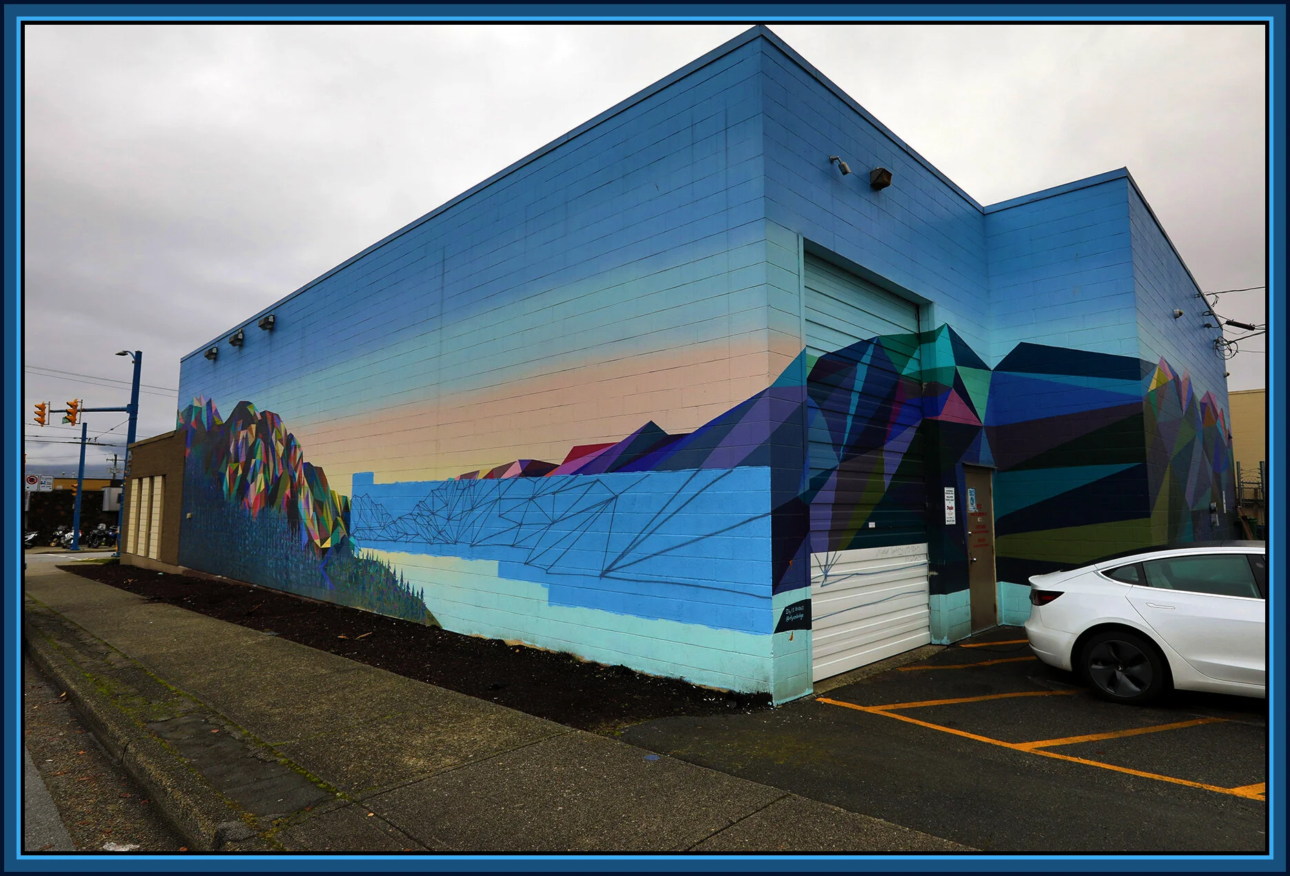 300 Hawks Mural_Nov 26_2020_HDR_4G6740_4x6s.jpg