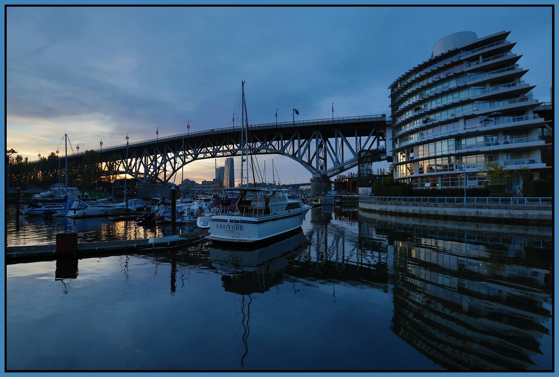 Granville Bridge_LkgSW_Oct 8_2026_HDR_4L4196_4x6s.jpg