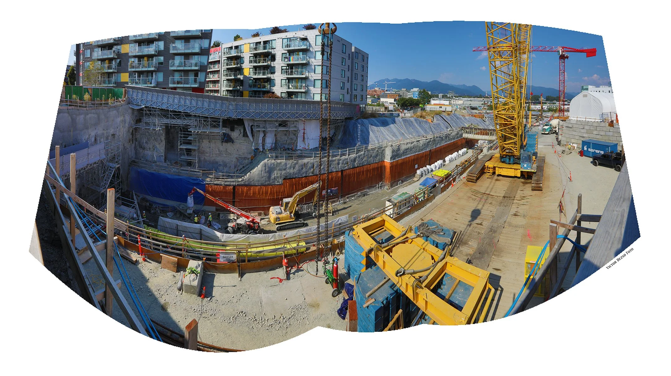 GNW Skytrain Const_Aug 31_2022_HDR_Pan_5B6955_4x7.jpg