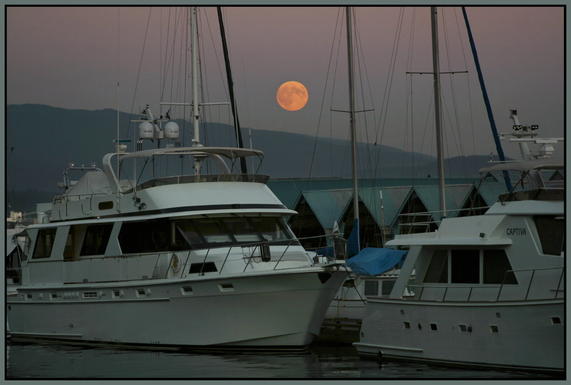 Full Moon coal hrbr_0951_4x6s.jpg