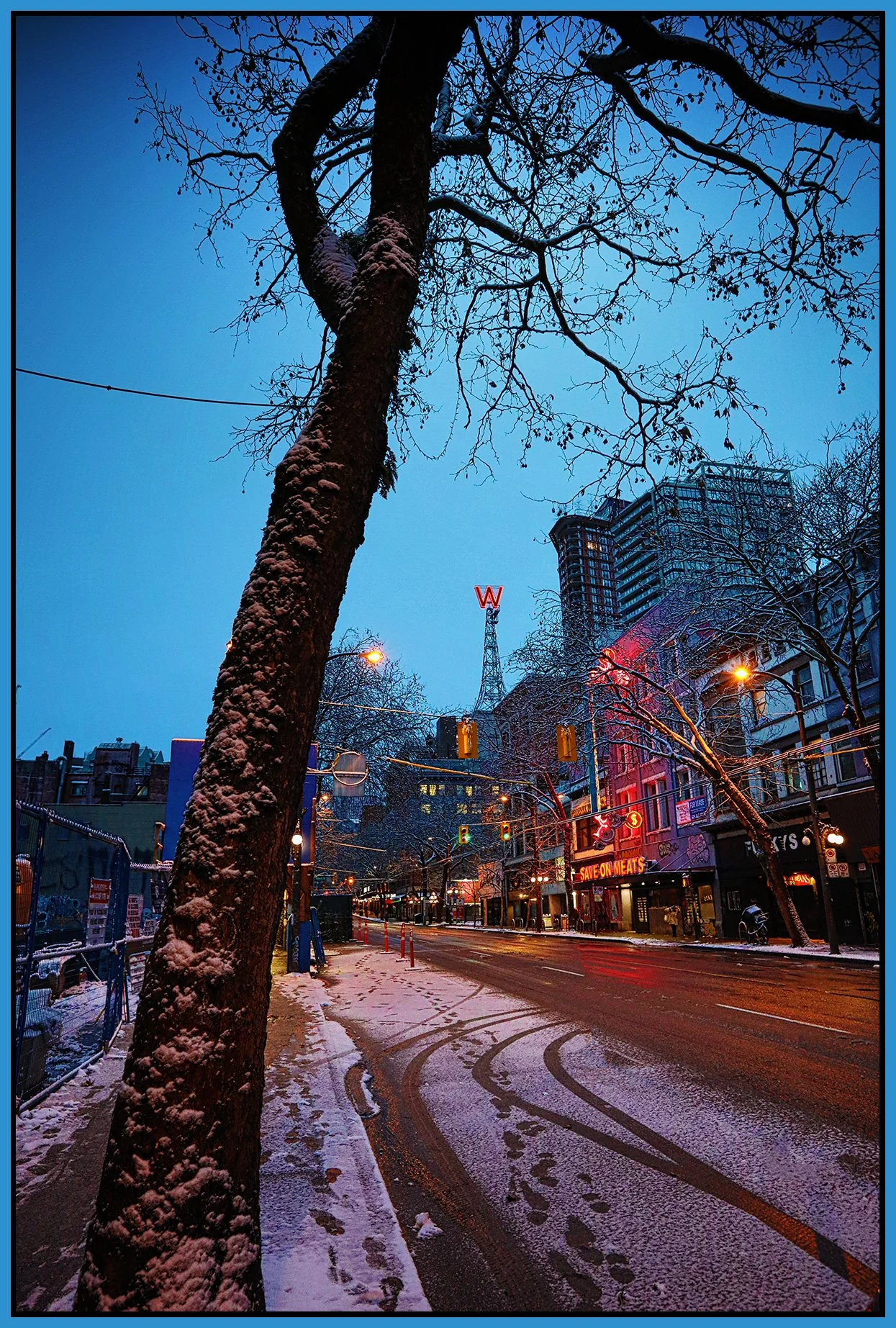 35 W Hastings St Tree_Dec 25_2021_HDR_5A4434_peShrpfctBr_4x6s.jpg