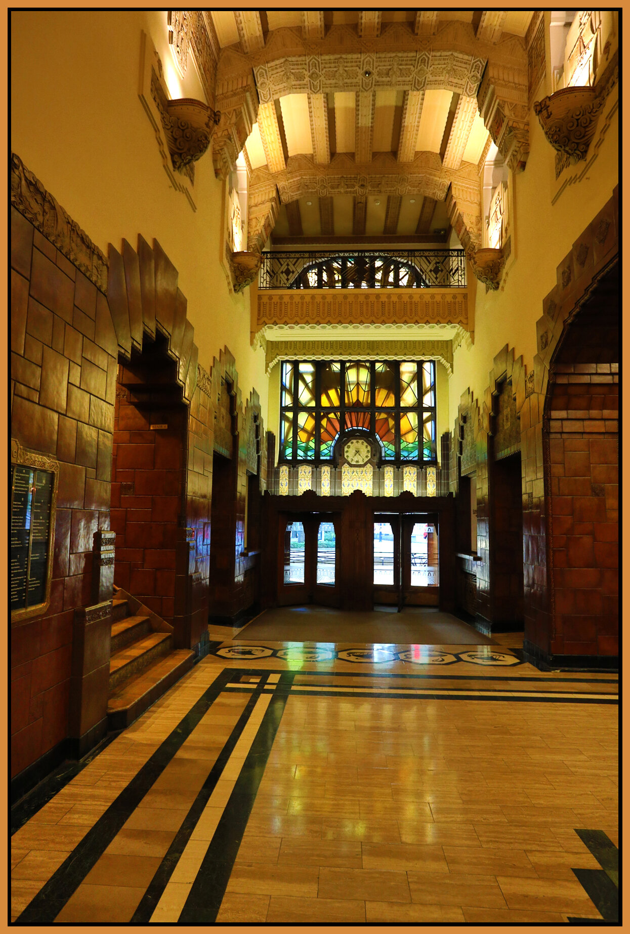 355 Burrard Lobby_Aug 31_2017_HDR_B0711_4x6s.jpg