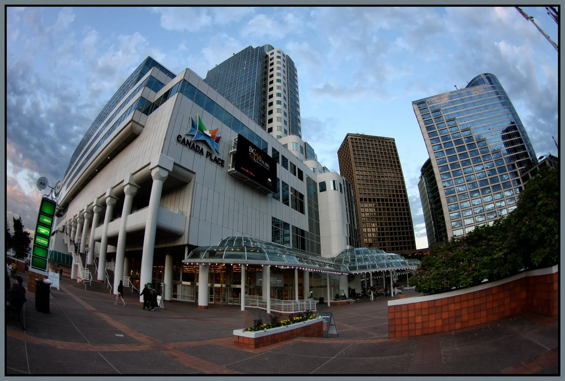Pan Pac_Canada Place_June 21_2008_2462_4x6.jpg