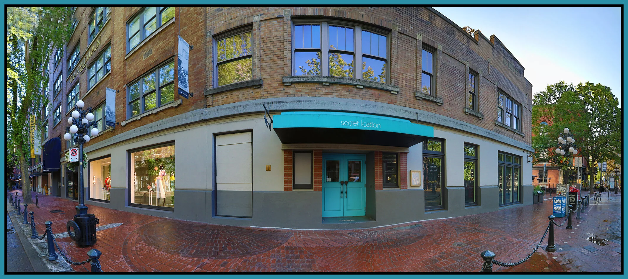 Gastown 11 Water St_Jun 6_2019_HDR_Pan_E8634_4x9_1s.jpg