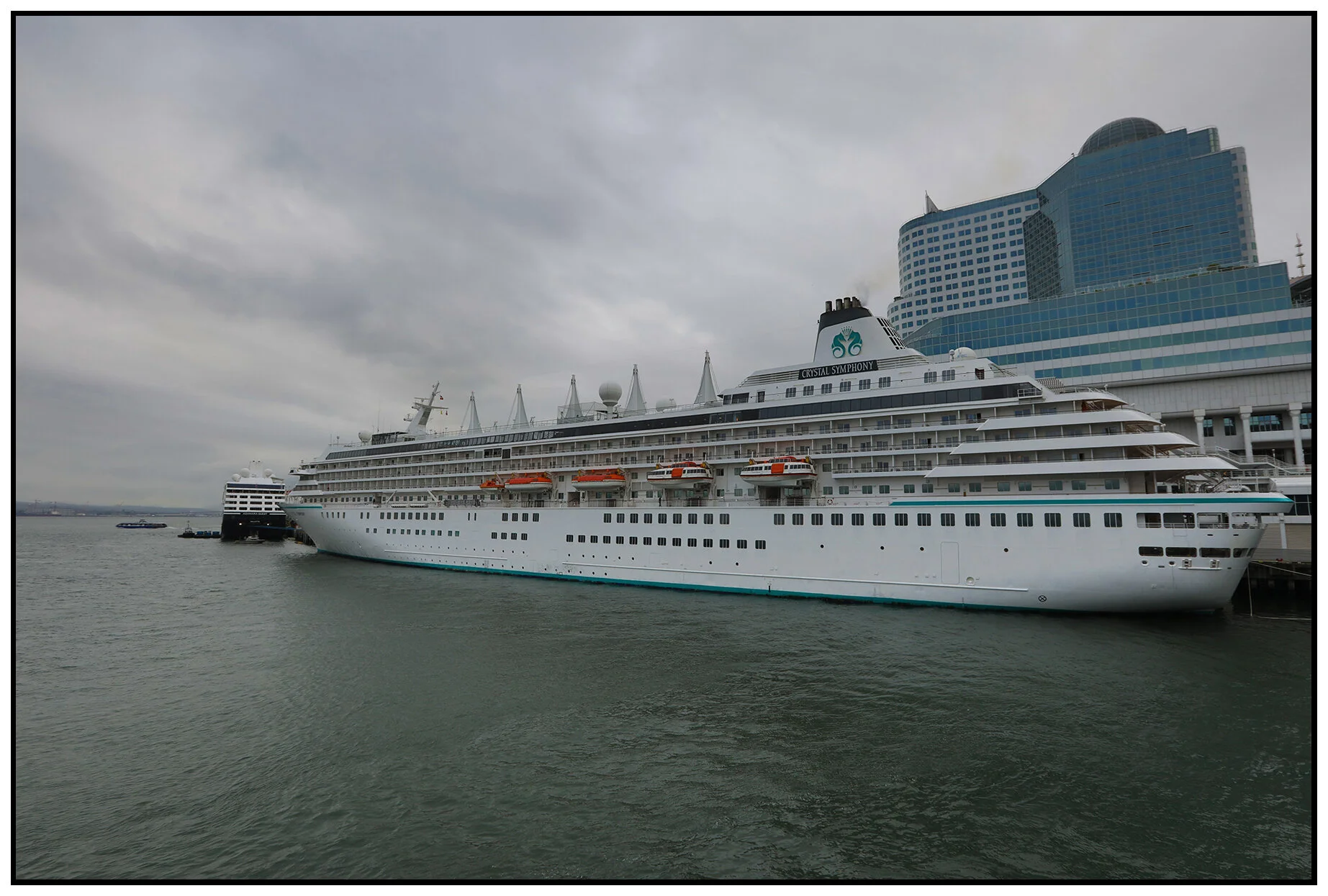 Coal Harbour Ships_Jun 14_2019_HDR_E0500_4x6s.jpg