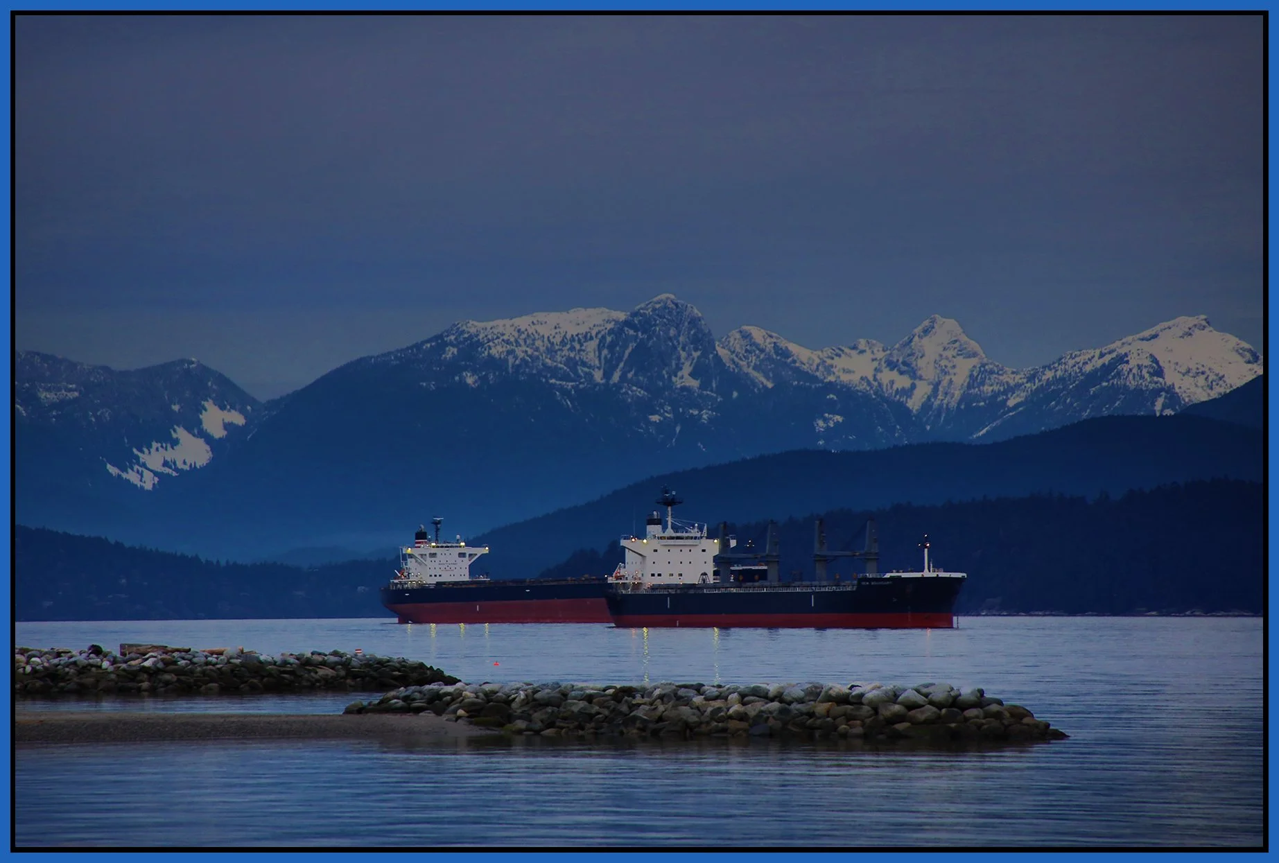 Ships in English Bay_Apr 7_2022_HDR_4G7949_4x6s.jpg