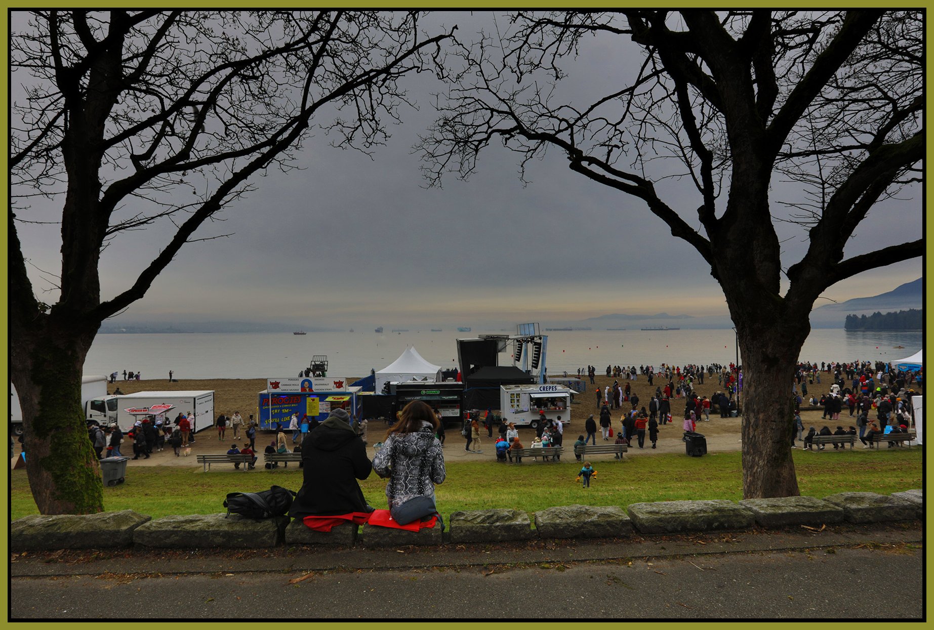 English Bay Polar Bear Swim from Beach Ave LkgW_Jan 1_2026_HDR_4K6746_4x6s.jpg