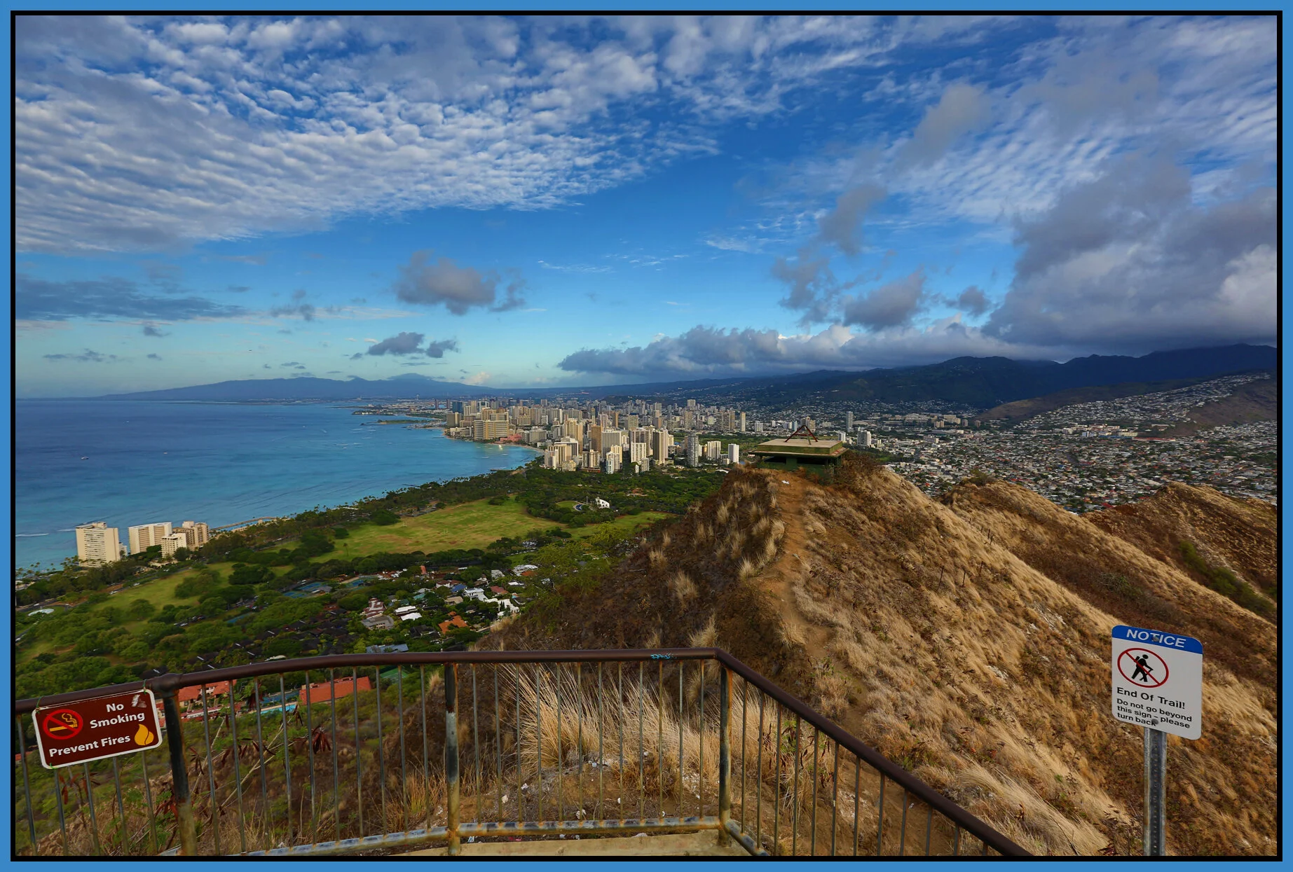 Hawaii_Nov 18_2012_HDR_C1554_4x6s.jpg
