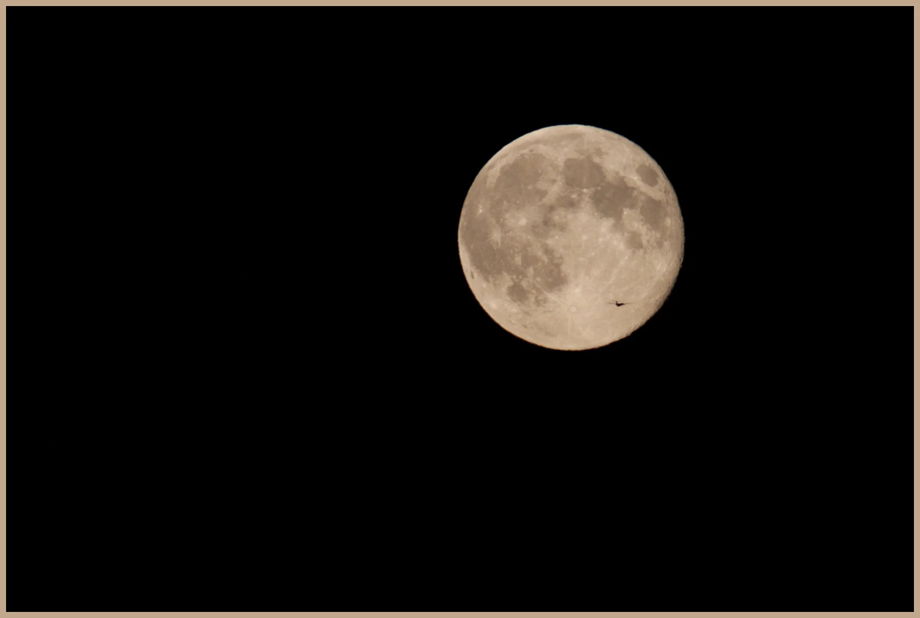 Full Moon_Sep 16_2011_7291_4x6s.jpg