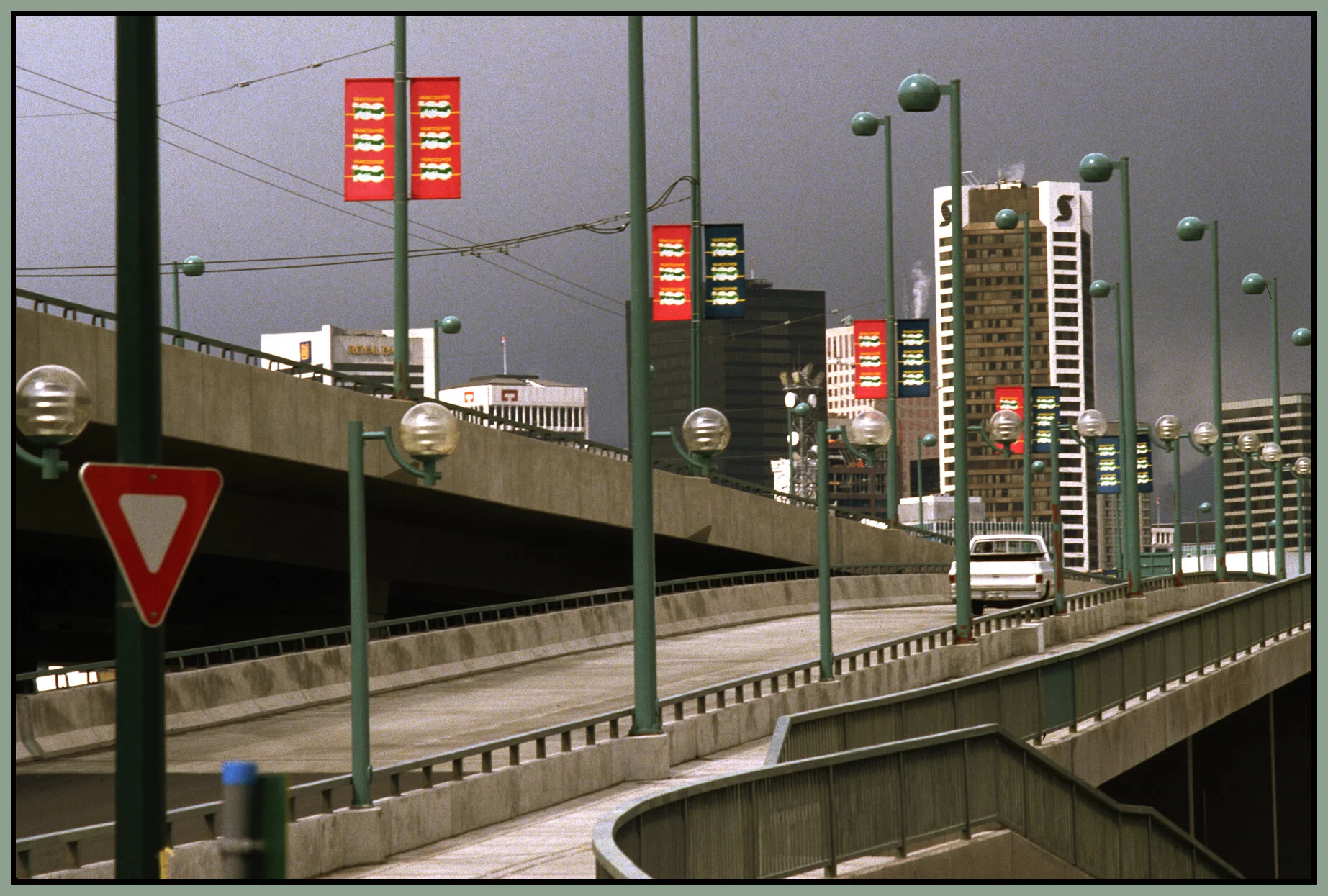 Cambie Bridge_1980's_4x6s.jpg
