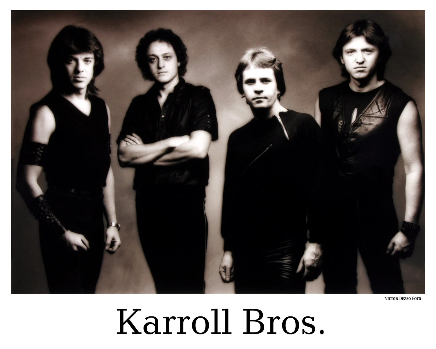 Karroll Bros._7217_s.jpg