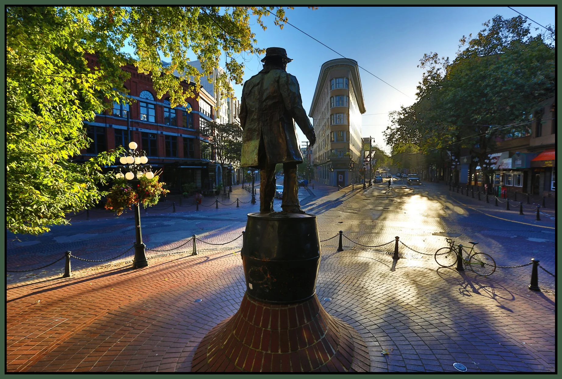 Gastown Gassy Jack_Sep 15_2016_HDR_L6093_4x6s.jpg