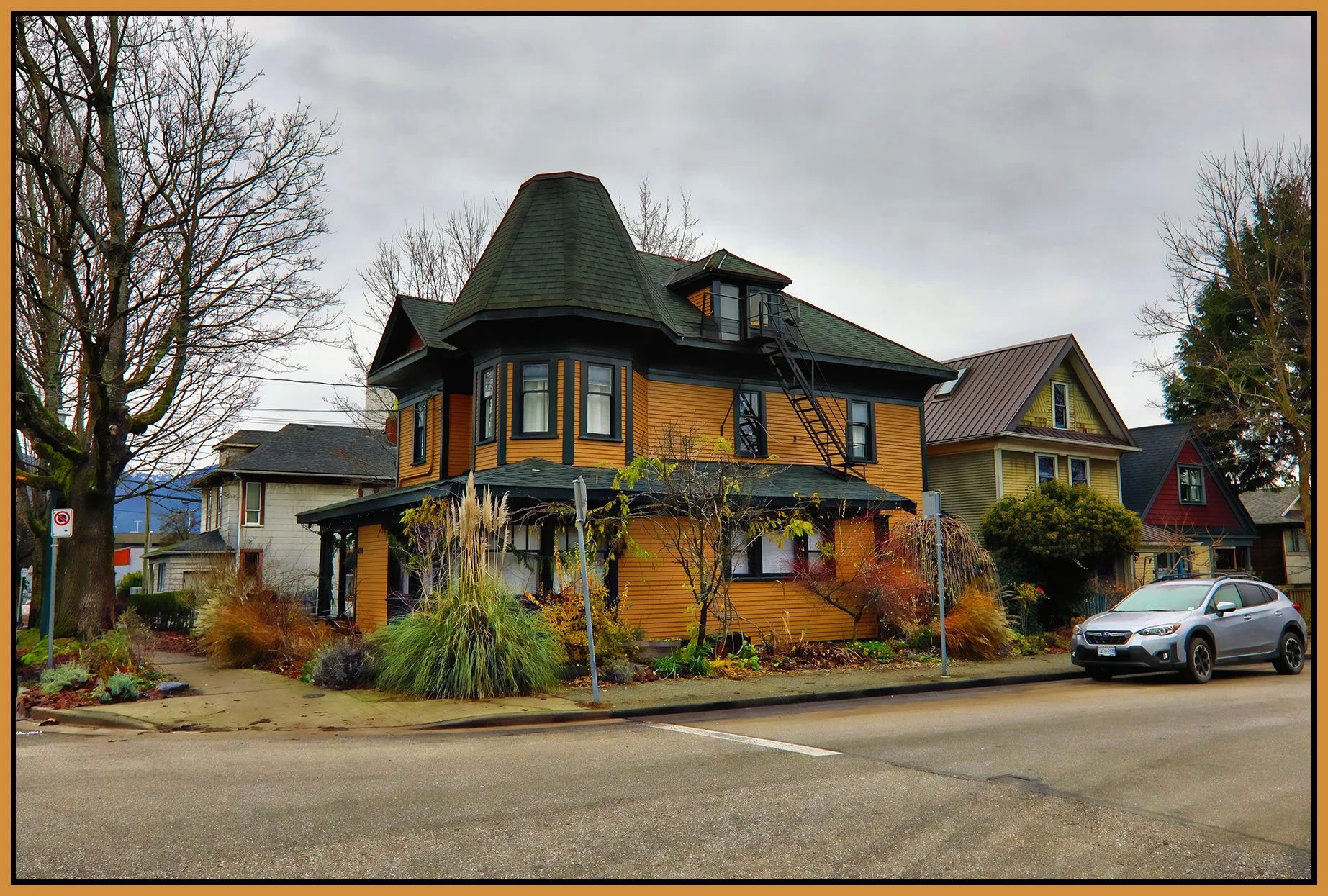 450 Heatley St_Dec 13_2023_HDR_5E2412_peShdngCntrst_4x6s.jpg
