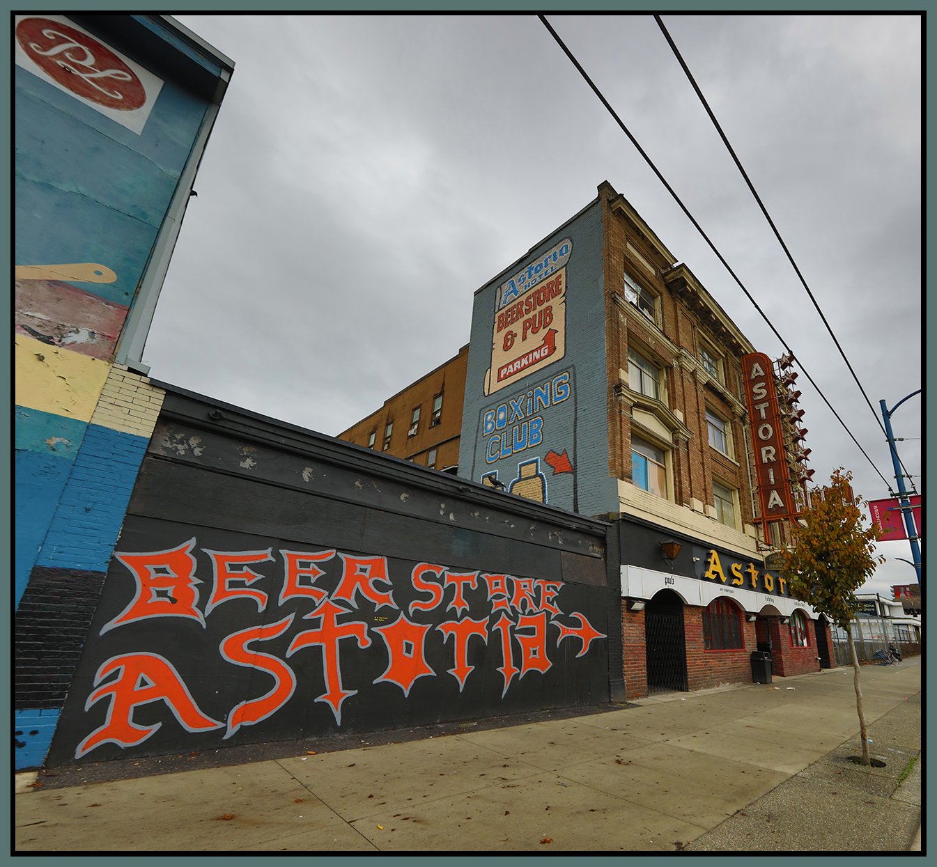 Astoria Signs_Nov 10_2024_HDR_Pan_5E4679_4x4s.jpg