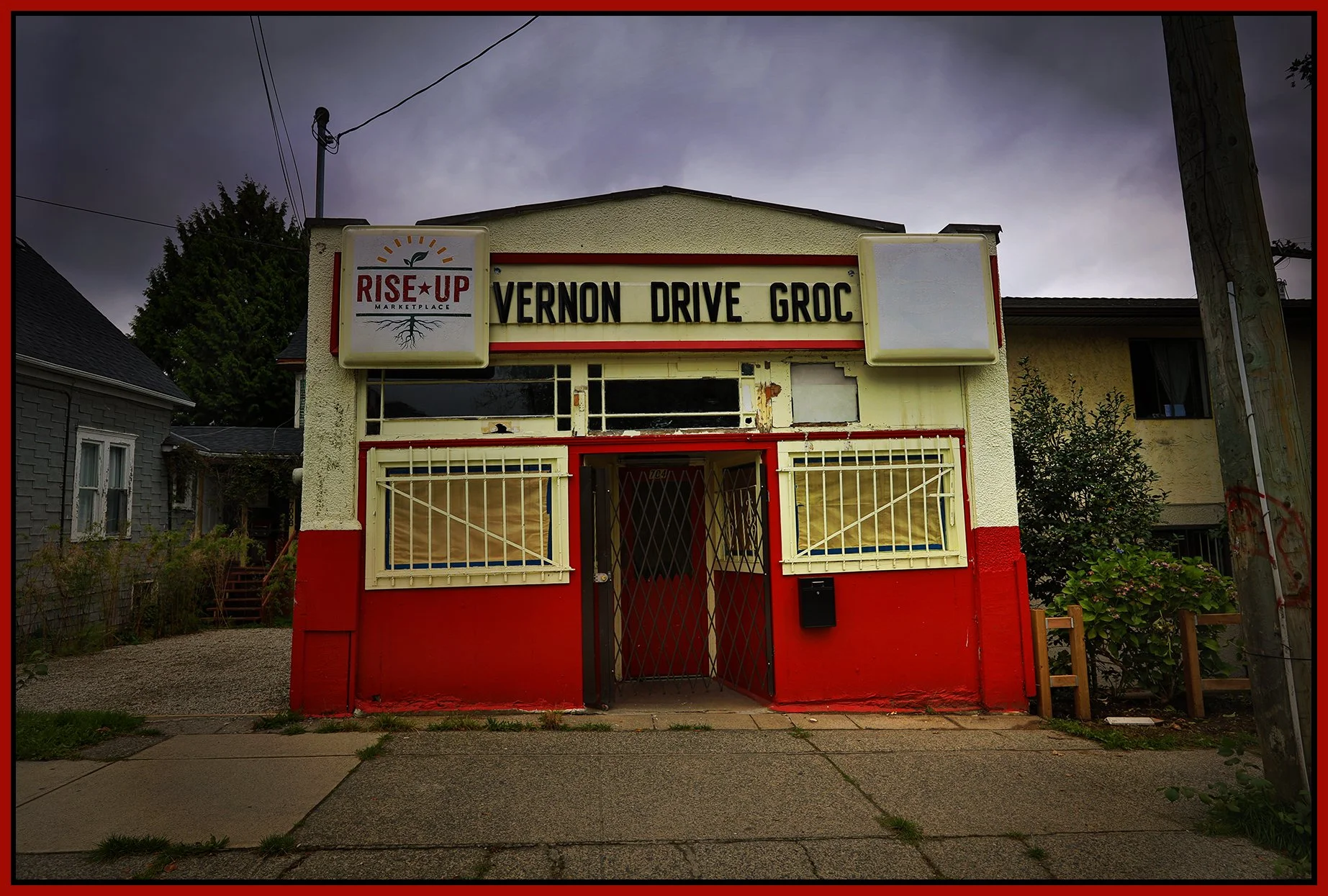 Vernon Dr Groc_Sep 19_2021_HDR_5A3467_peHdriSunst_4x6s.jpg