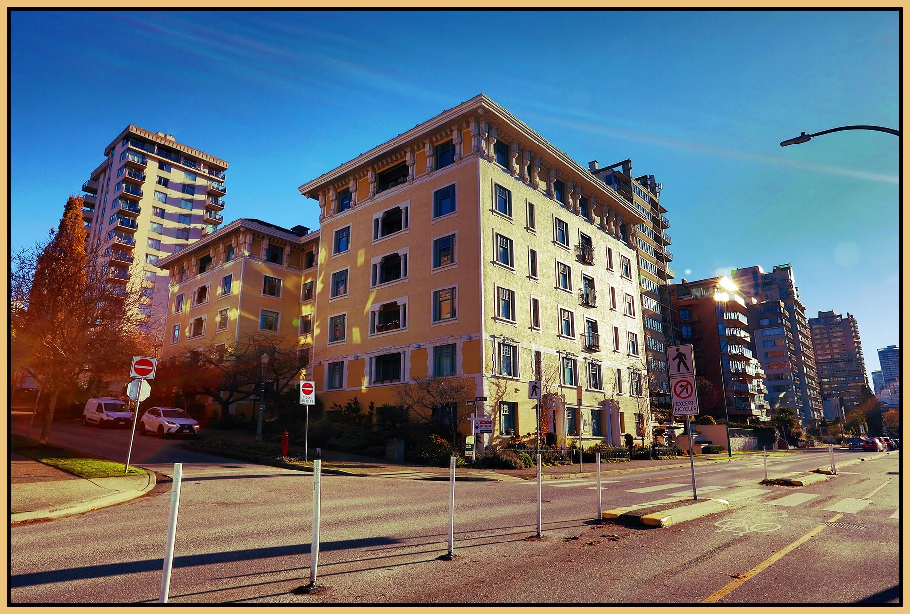 1491 Beach Ave_Nov 23_2023_HDR_5E0349_peFlttnHistgrm_4x6s.jpg