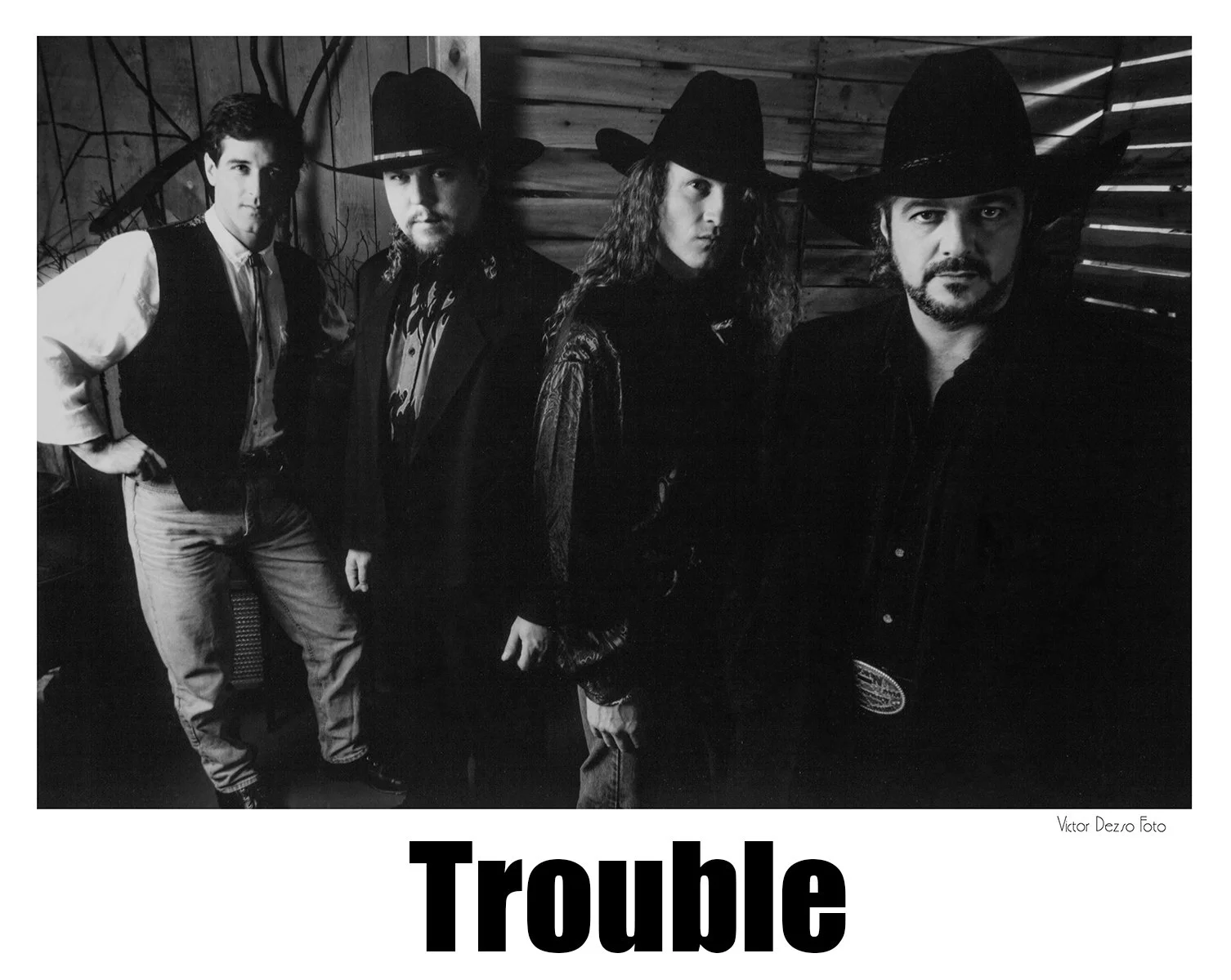Trouble_8032_4x5.jpg
