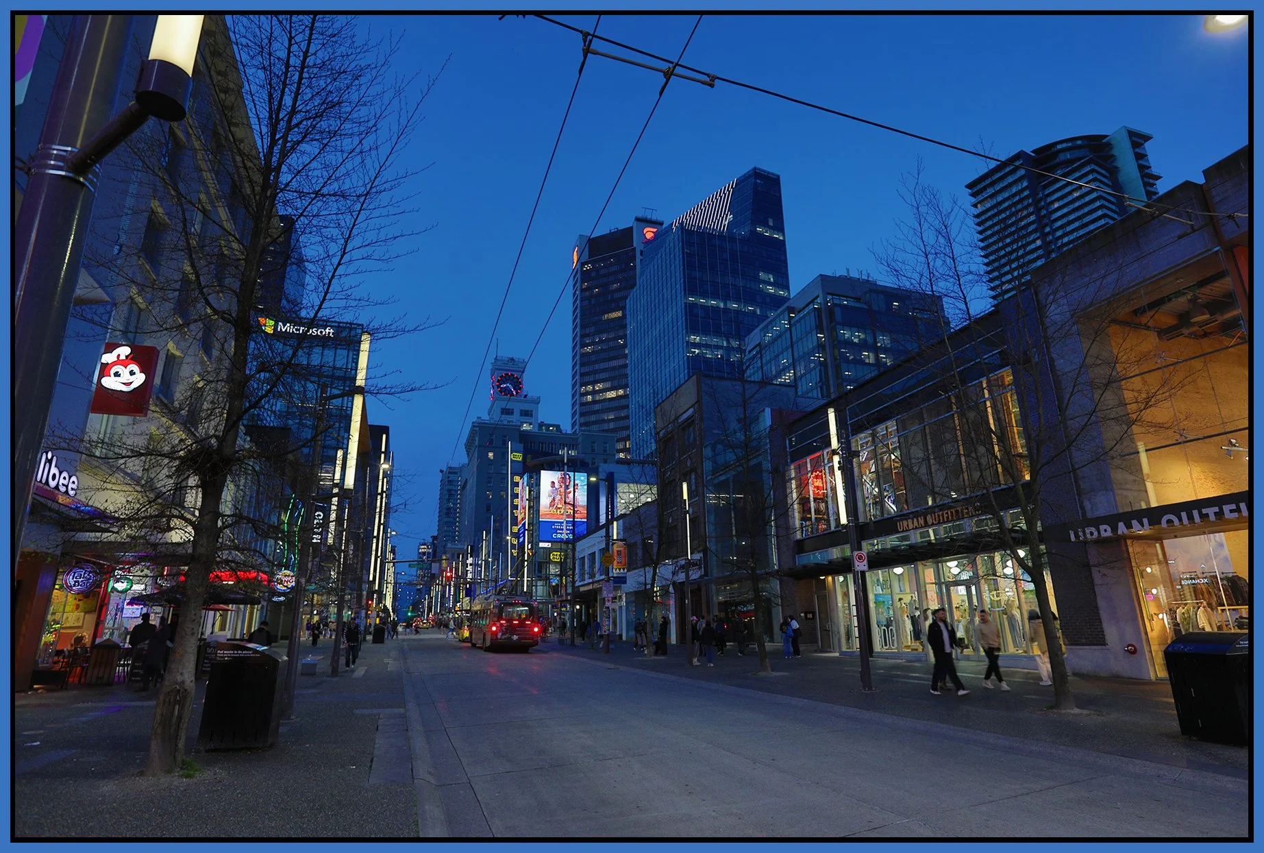 800 Granville St LkgN_Apr 17_2026_HDR_4L2348_4x6s.jpg