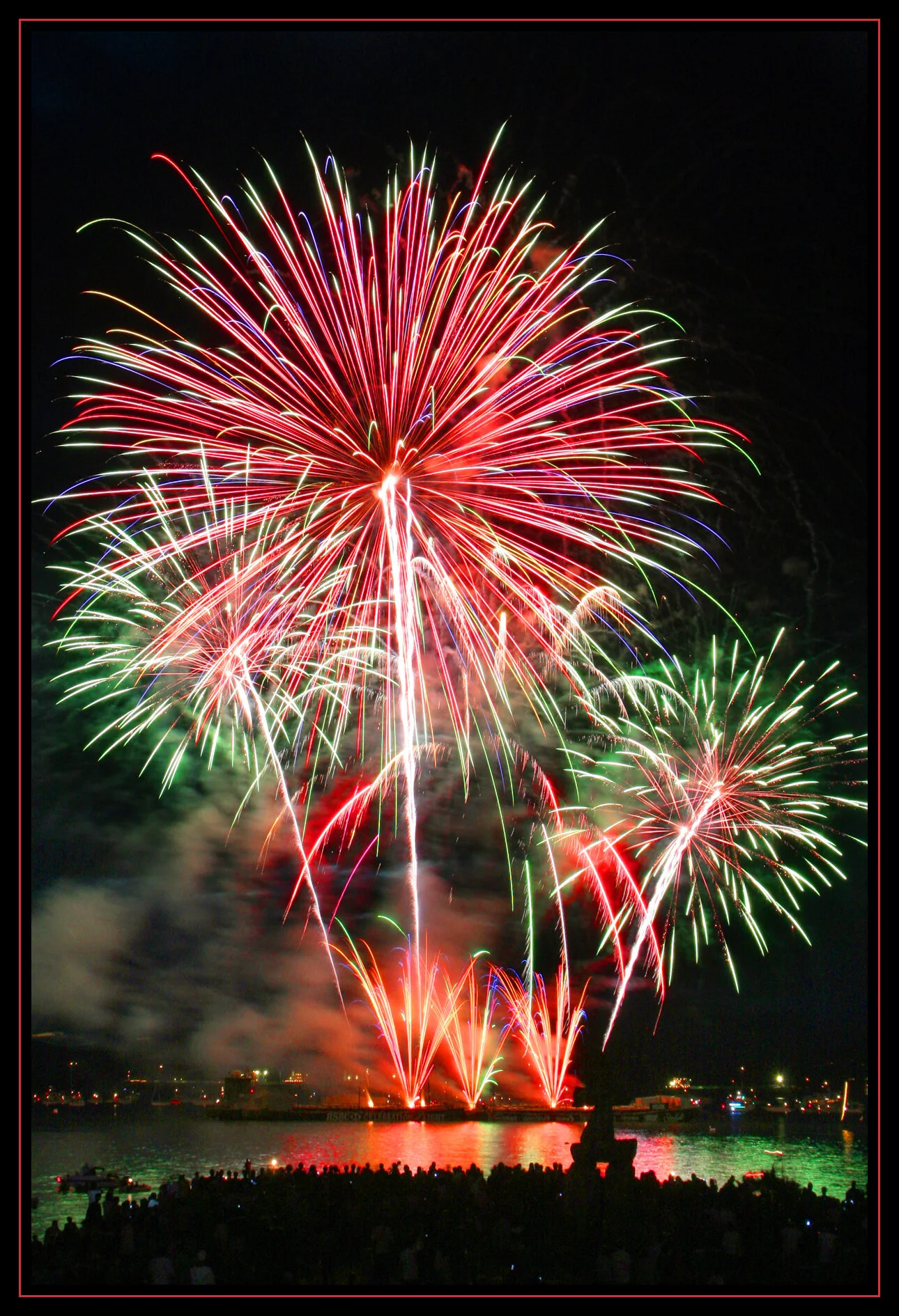 Fireworks_July 28_07_7538_4x6s.jpg