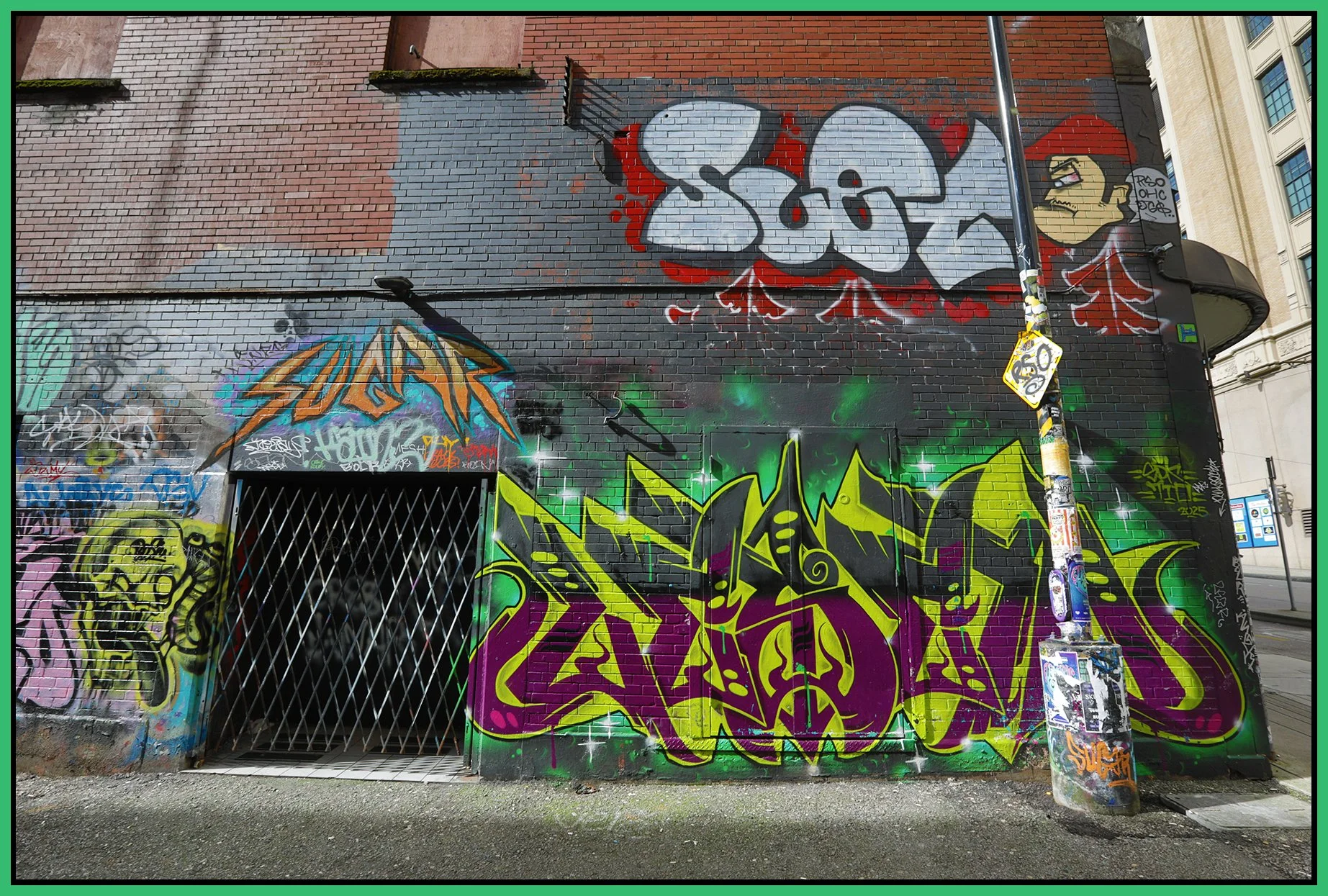 Gastown Alley Graffiti_Apr 19_2026_HDR_4L2428_4x6s.jpg