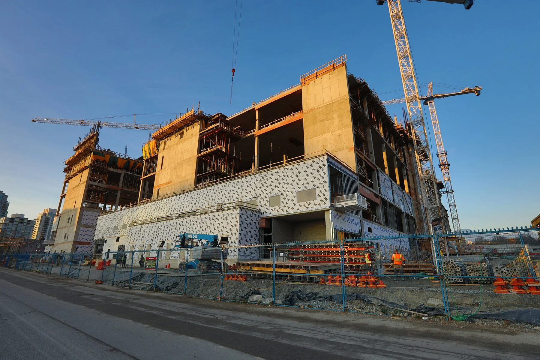 New St.Paul's Const_Nov 29_2023_HDR_5E1575_4x6.jpg