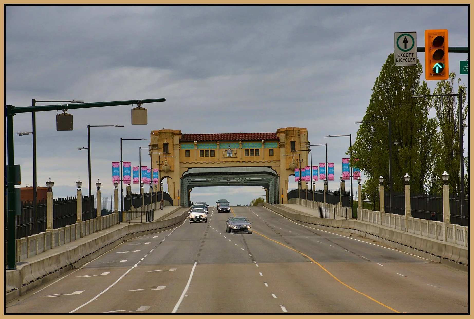 Burrard Bridge LkgS_Apr 28_2020_HDR_3B4376_4x6s.jpg