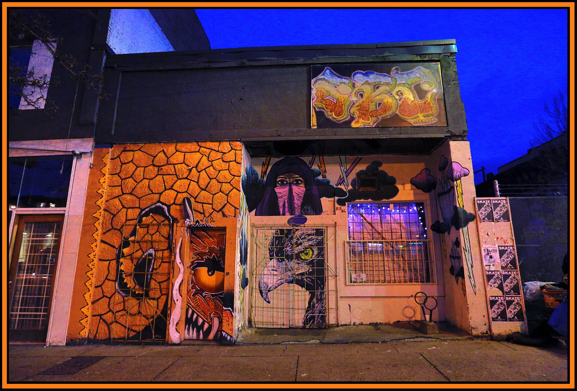 109 Hastings St Mural_Dec 12_2014_HDR_F0424s.jpg