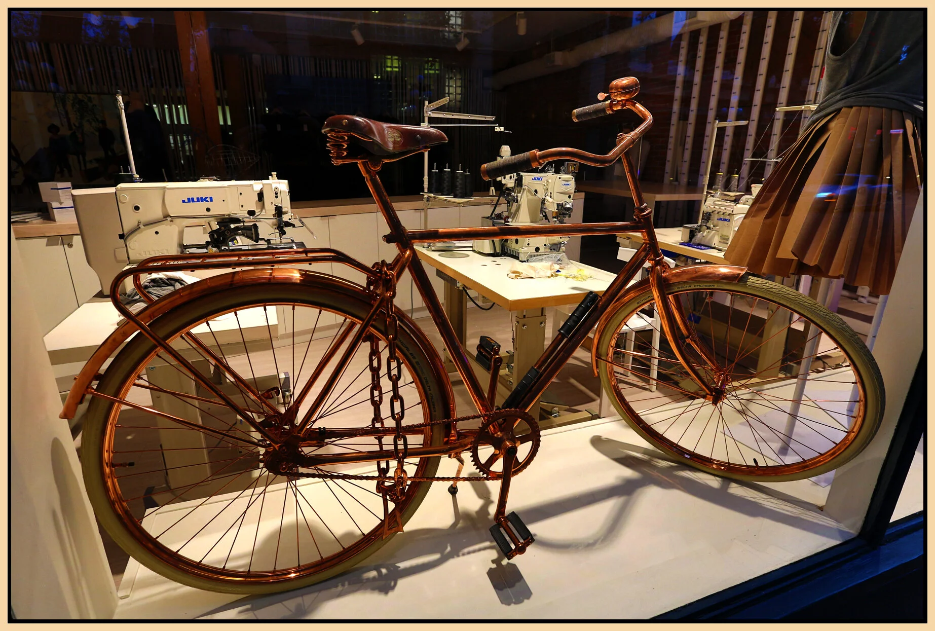 Bike Gastown_Sep 8_2014_HDR_F8635_4x6s.jpg