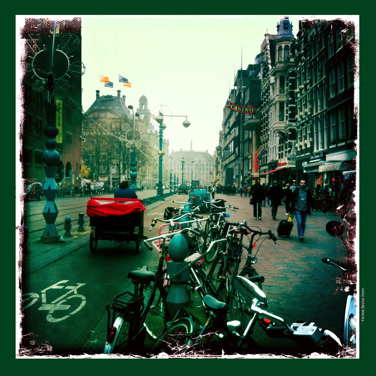 Amsterdam_Nov 8_2011_1525_4x4.jpg